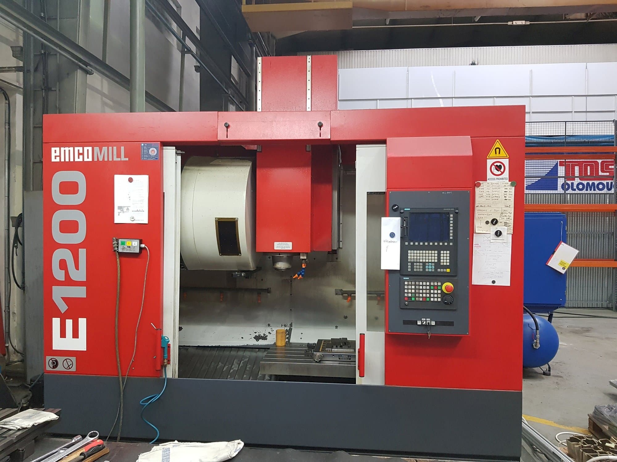 Mašīnas EMCO Emcomill E 1200  pretskats