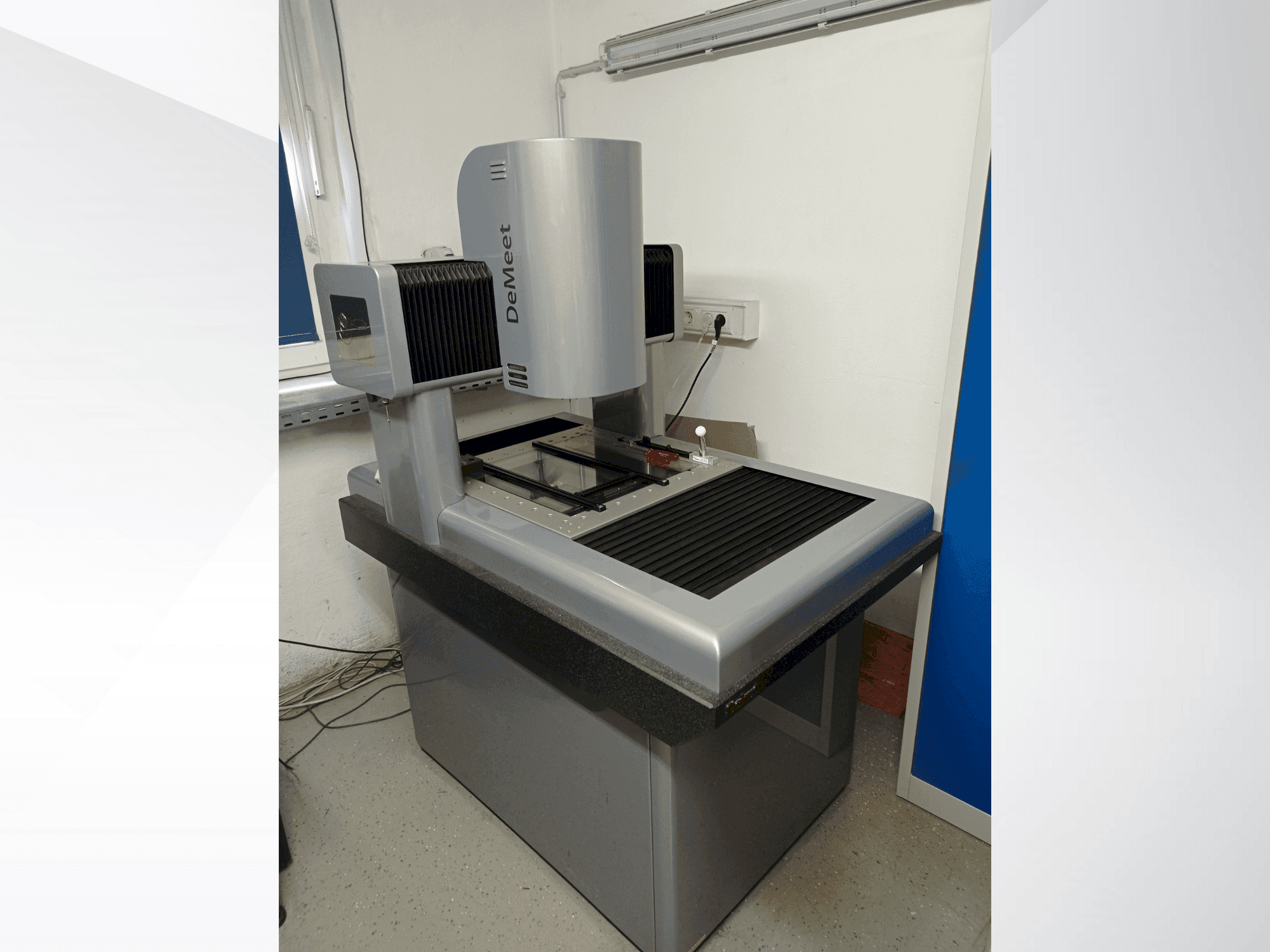 Mašīnas SCHUT DeMeet 404  pretskats