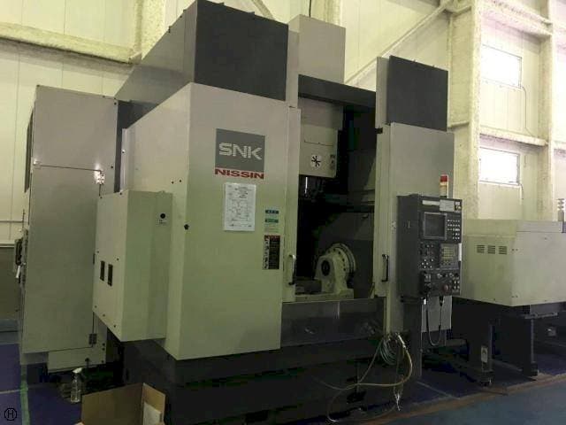 Mašīnas SNK Nissin  pretskats