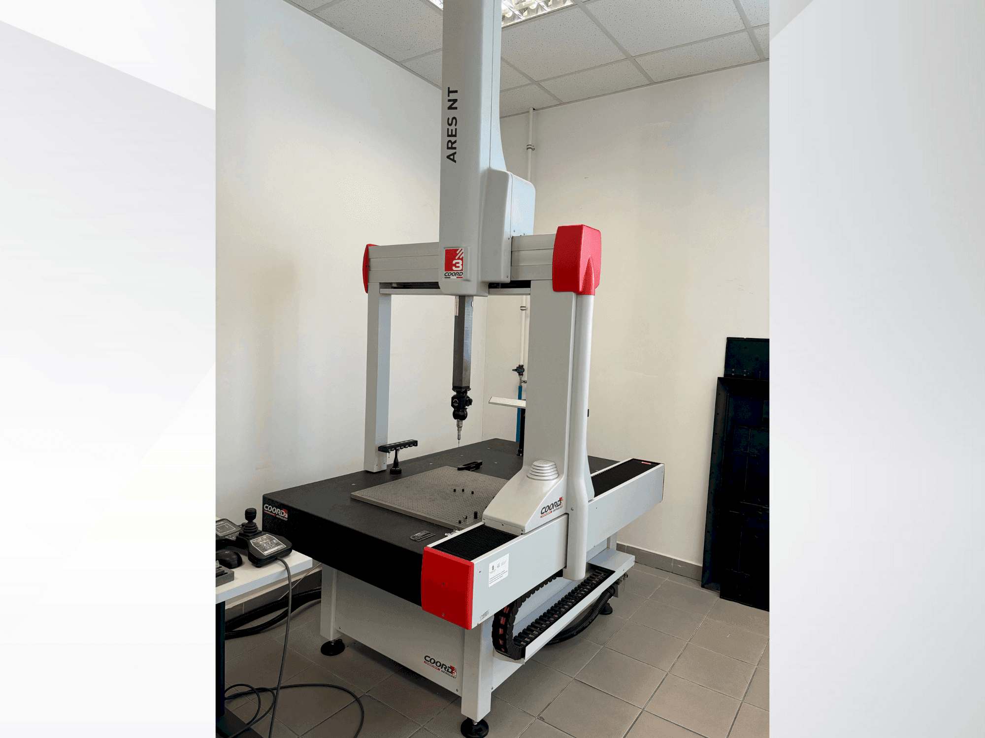 Mašīnas Coord3 ARES NT  pretskats