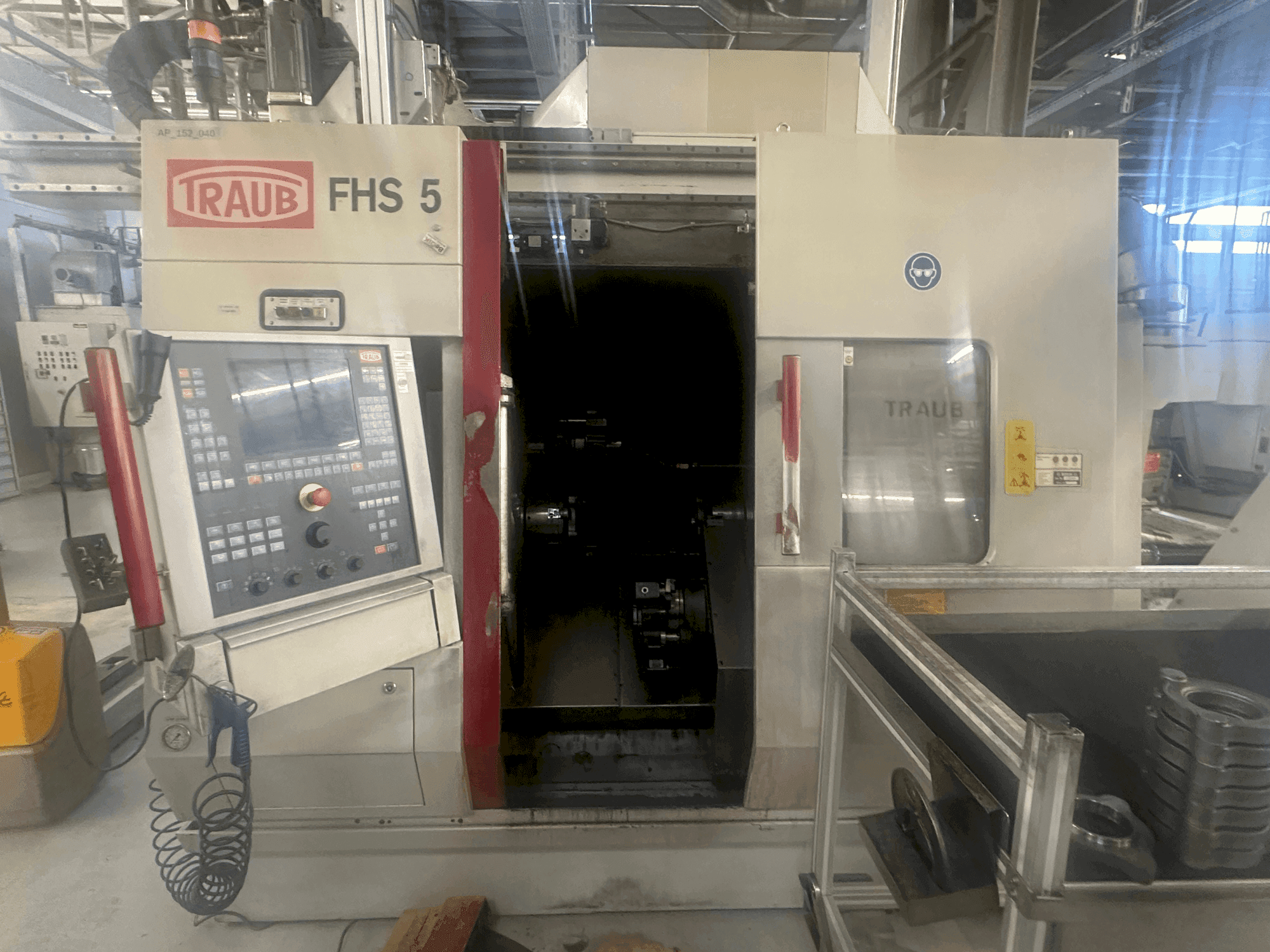 Mašīnas TRAUB TNC 42/65  pretskats