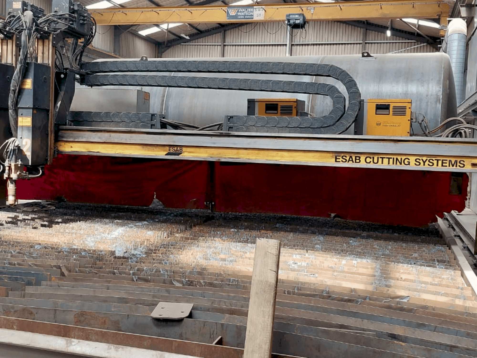 Mašīnas ESAB Suprarex SXE 5000  pretskats