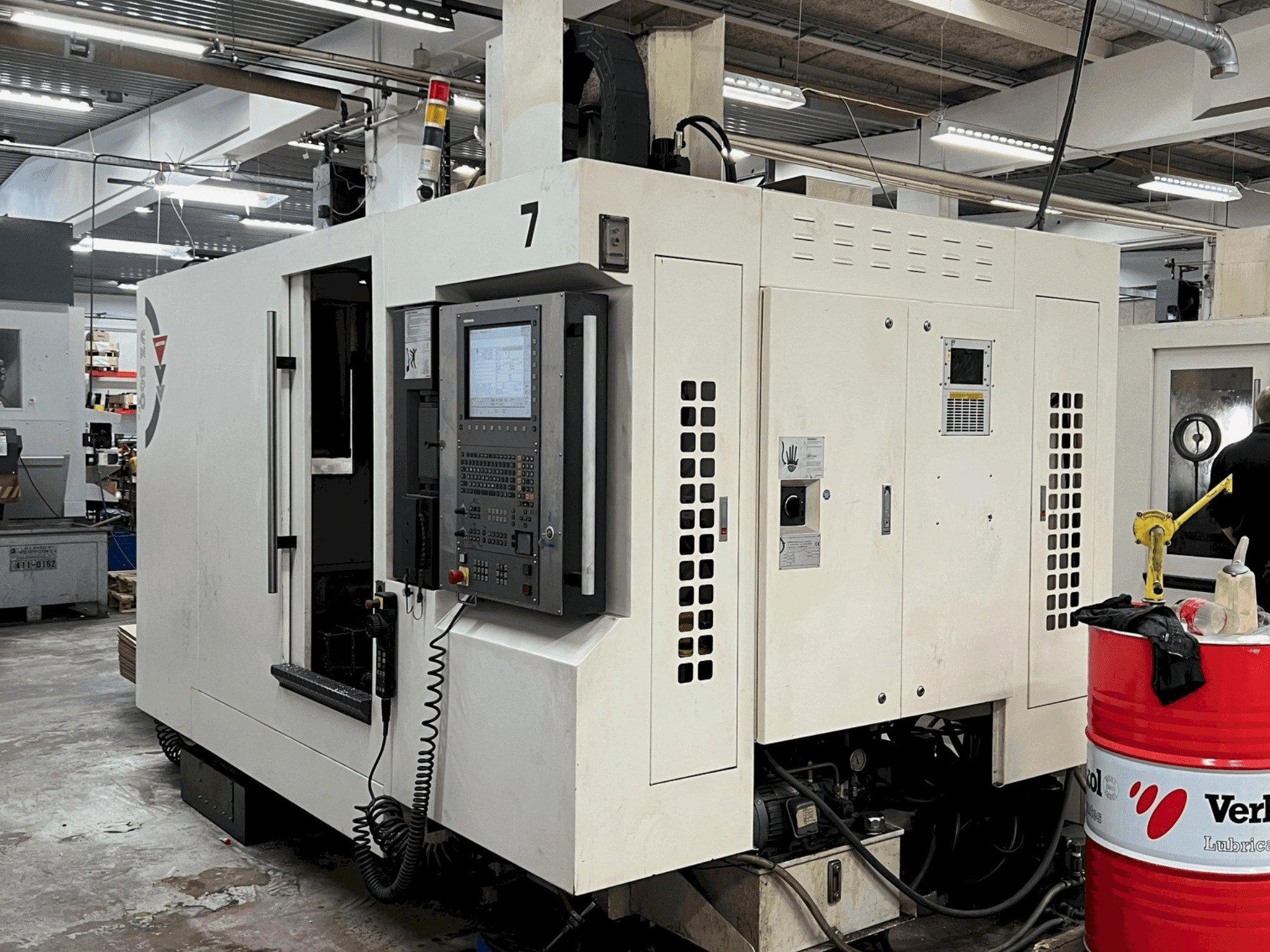 Mašīnas WEMAS VZ 860 APC  pretskats