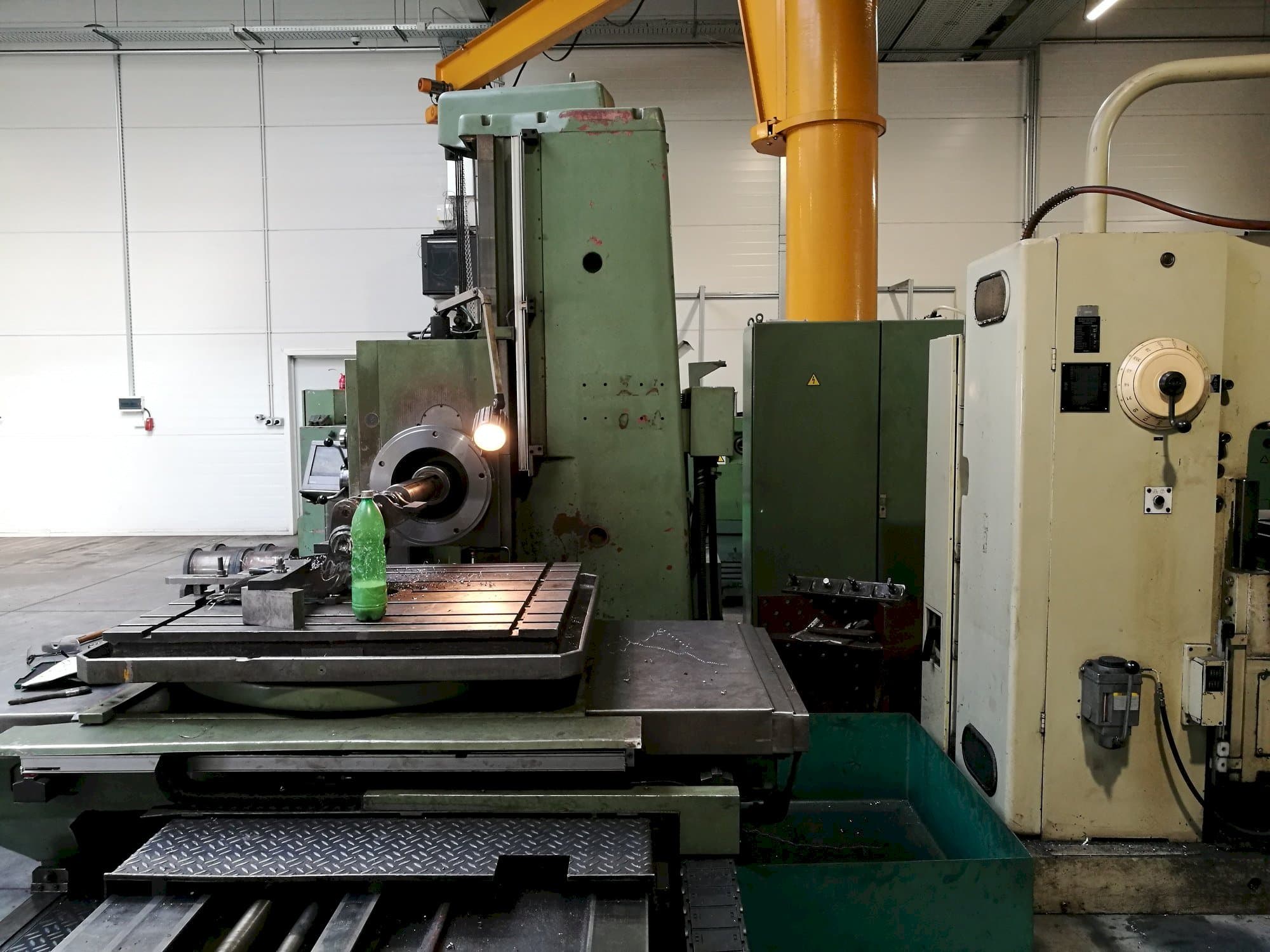 Mašīnas TOS WHN 9B  pretskats