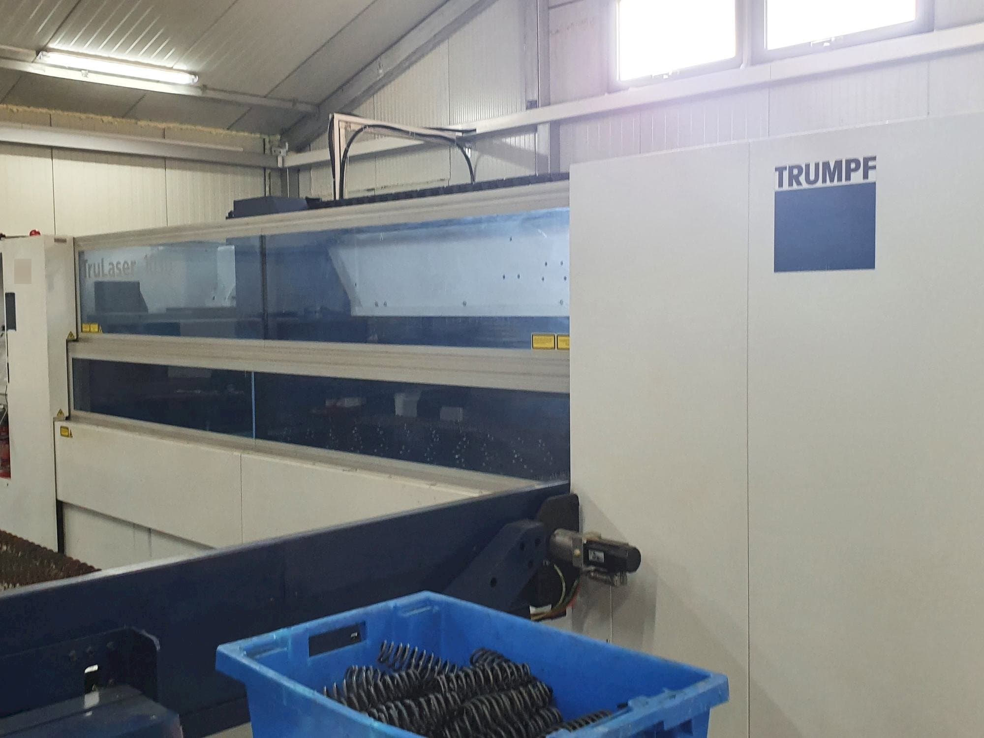 Mašīnas Trumpf TruLaser 1030  pretskats
