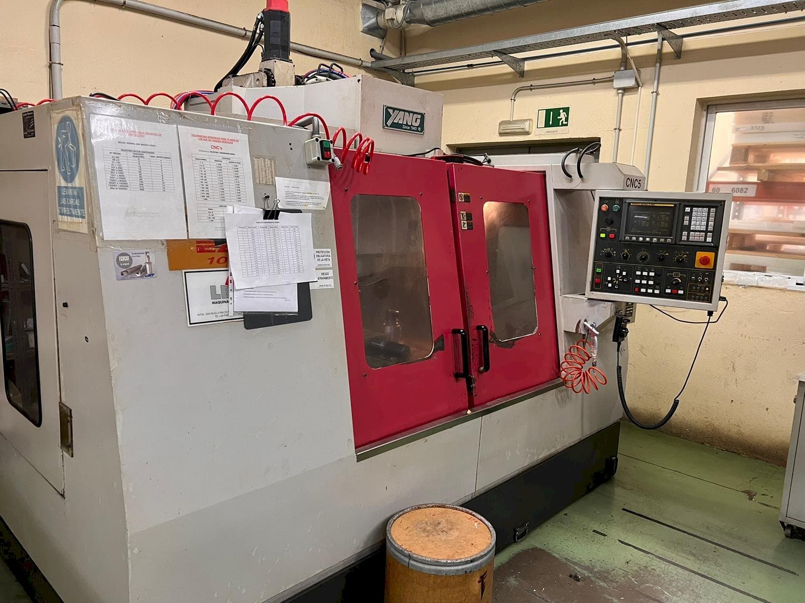 Mašīnas Yang SMV -1000  pretskats