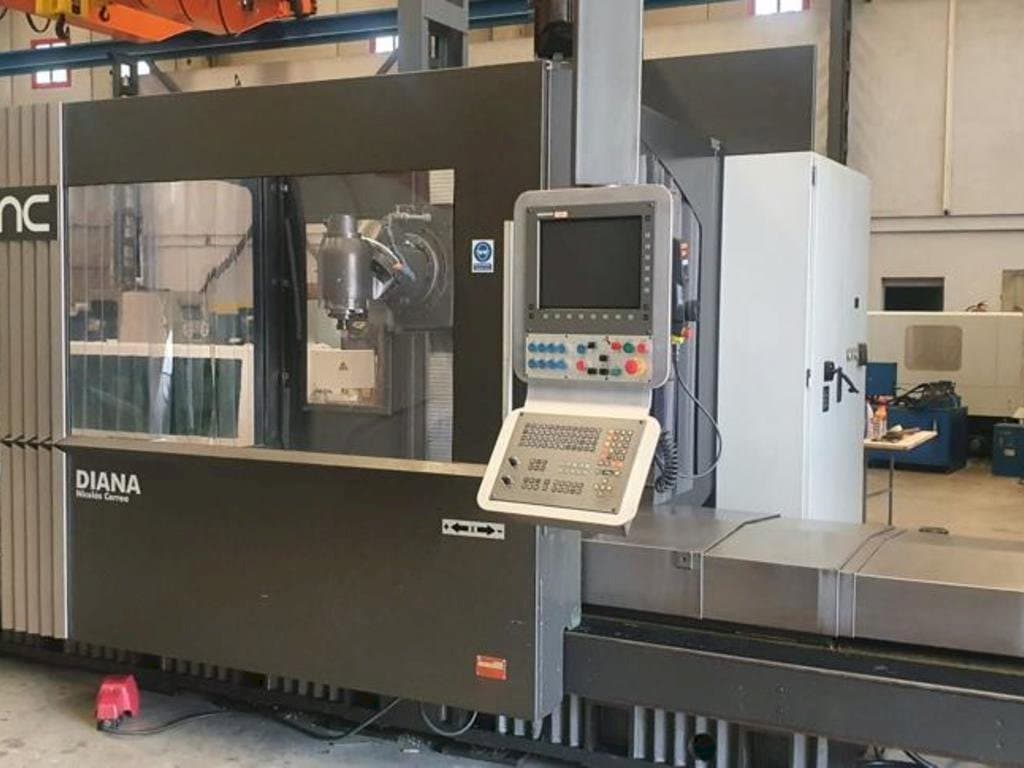 Mašīnas Nicolas Correa Prisma 20  pretskats