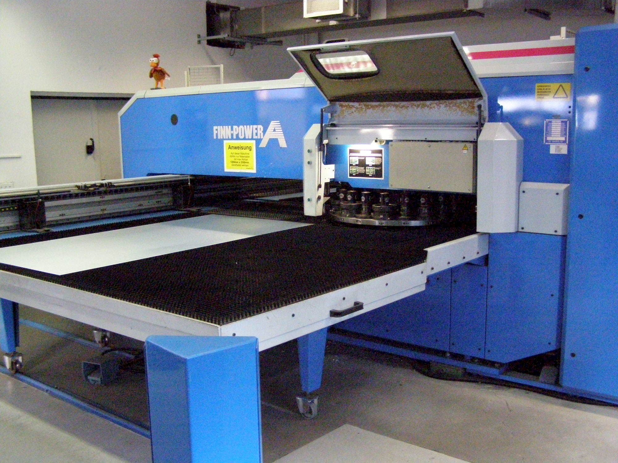 Mašīnas Finn-Power A5 – 25 SBV  pretskats