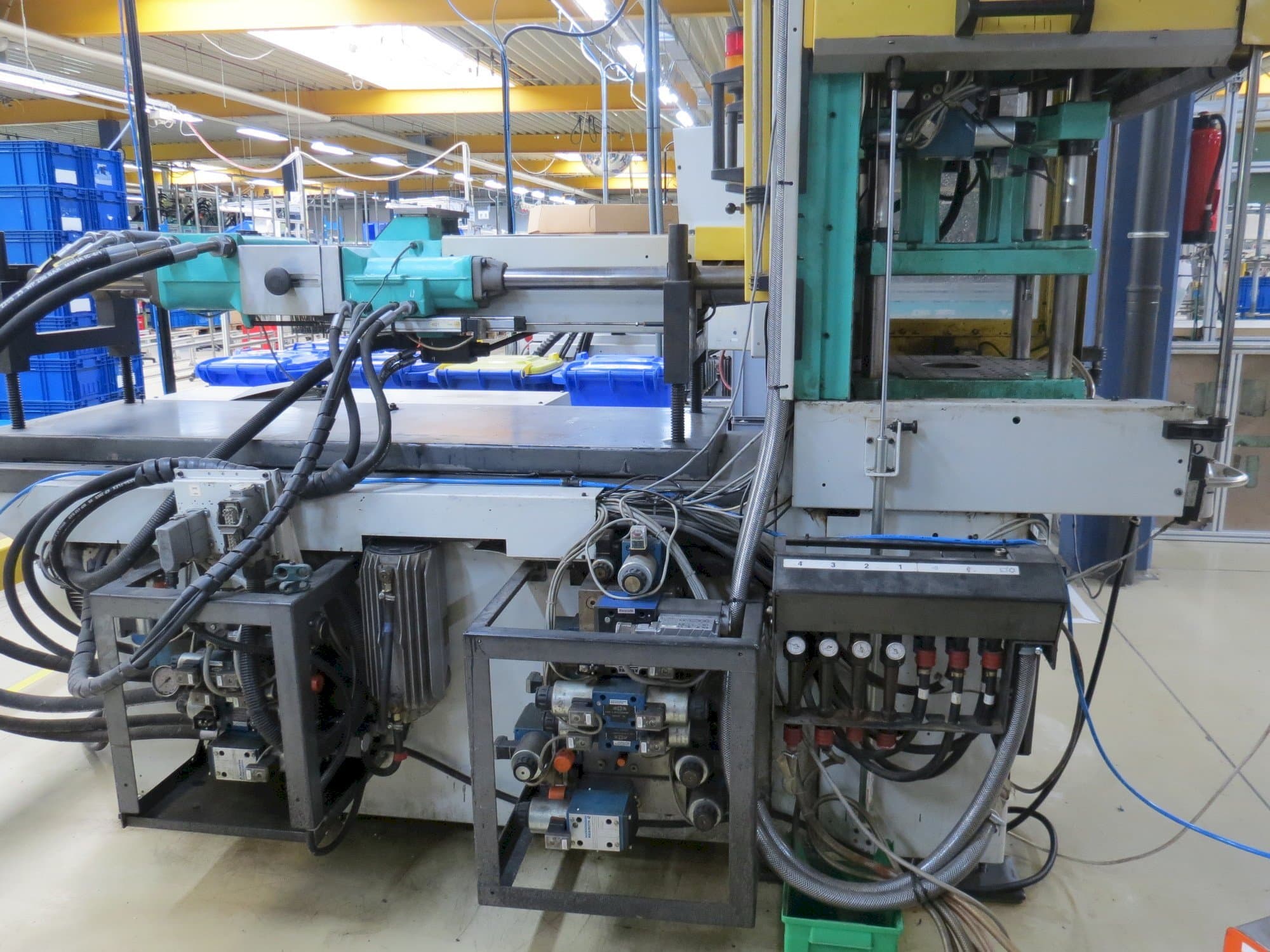 Mašīnas Arburg Allrounder 320 C / S 500-250 Vo  pretskats