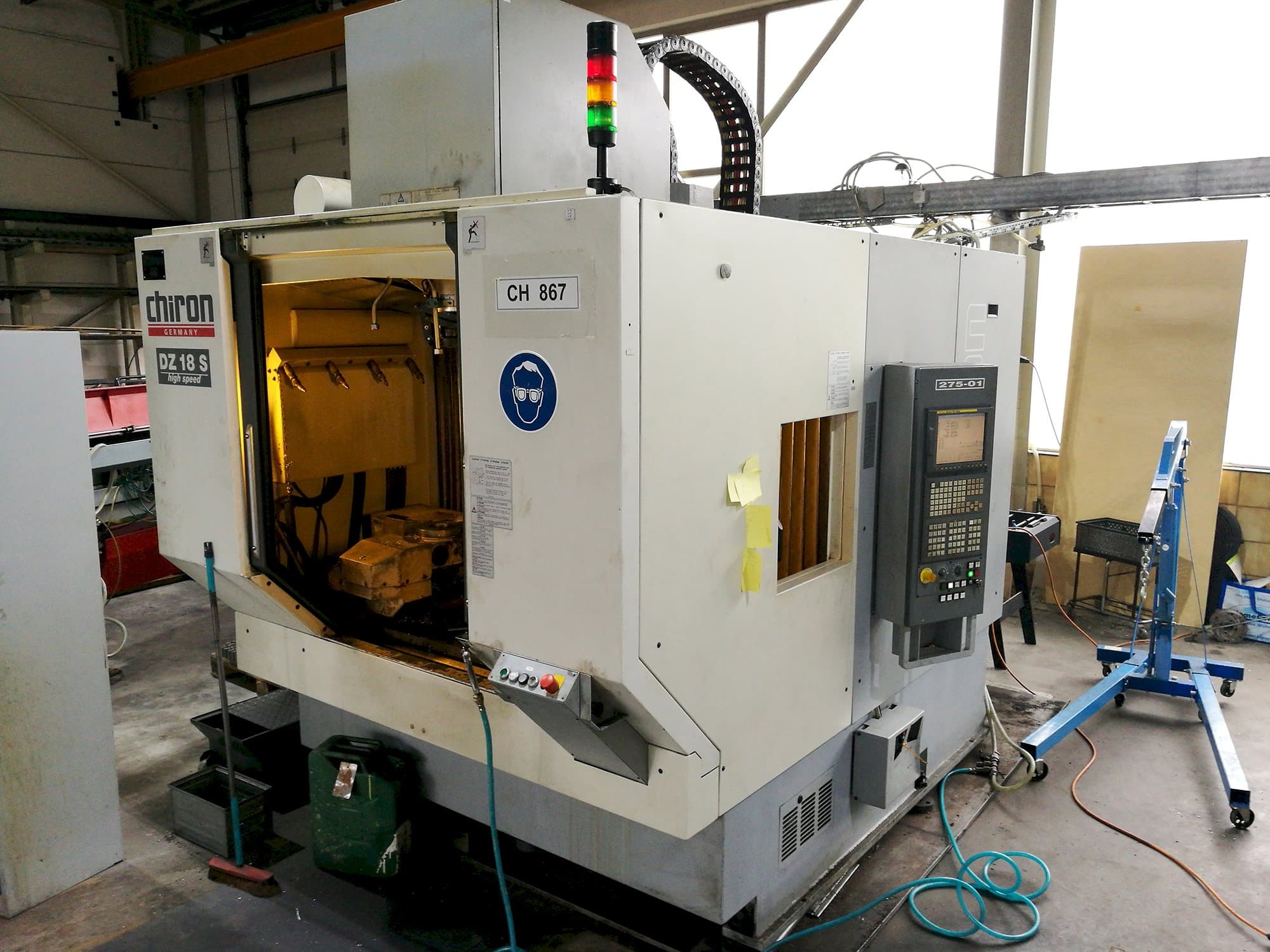 Mašīnas Chiron DZ 18 S skats  no kreisās puses