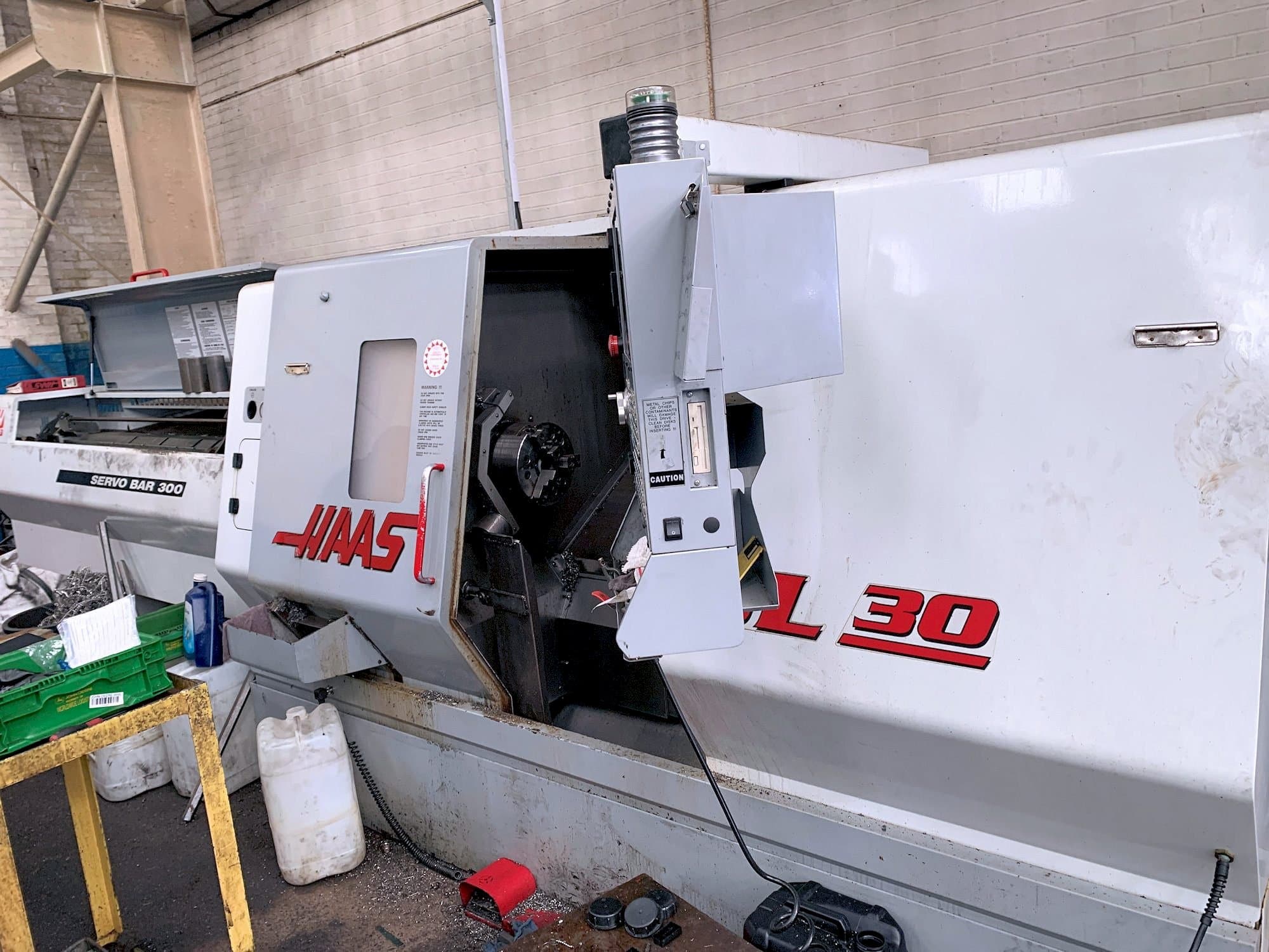 Mašīnas HAAS SL-30  pretskats