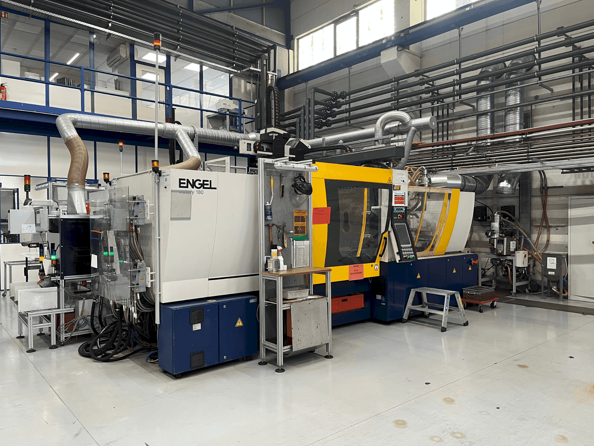 Mašīnas Engel Victory 200H/60W/180 combi + Viper 40  pretskats