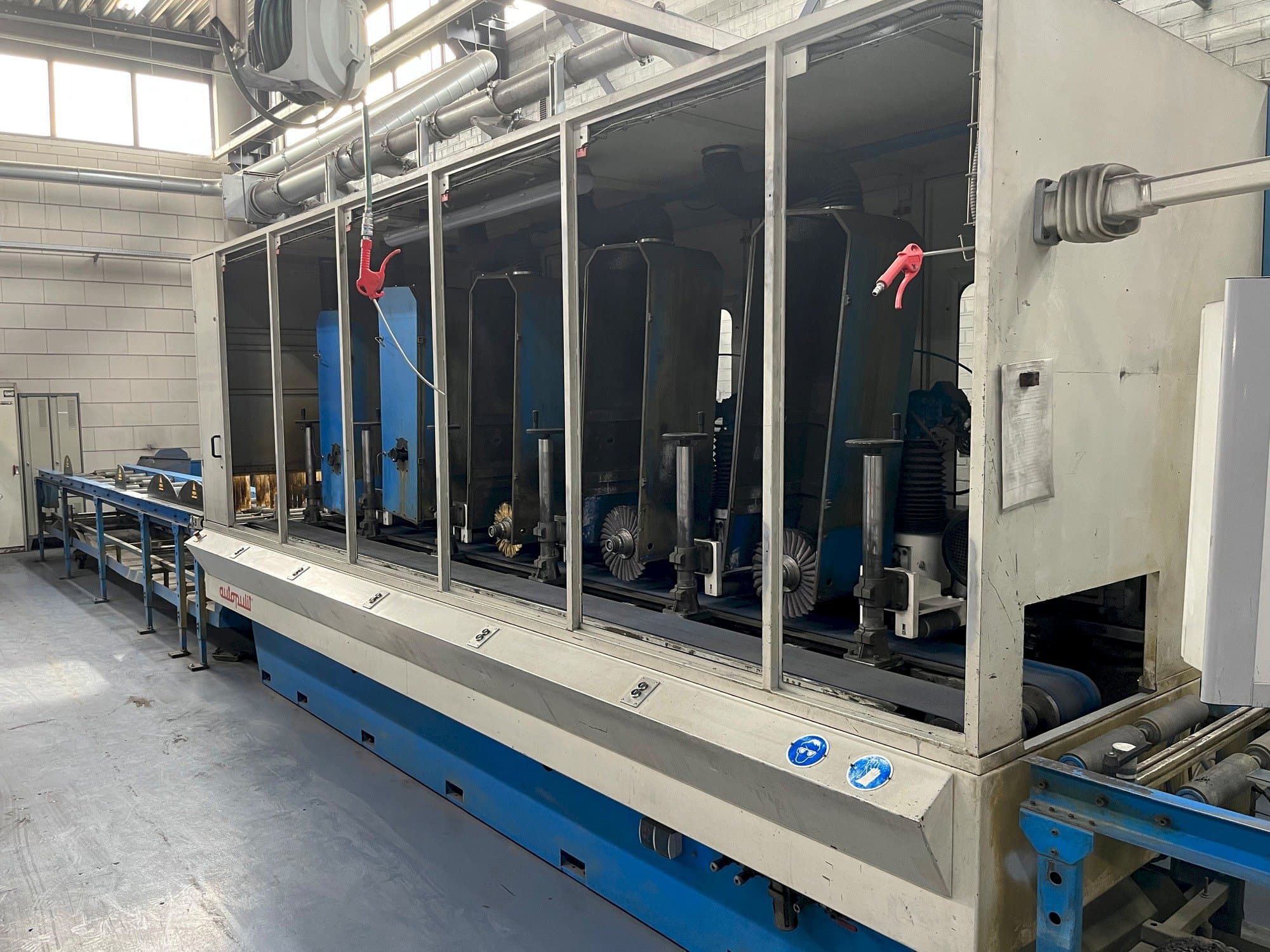 Mašīnas Autopulit E4R-200/5UP  pretskats