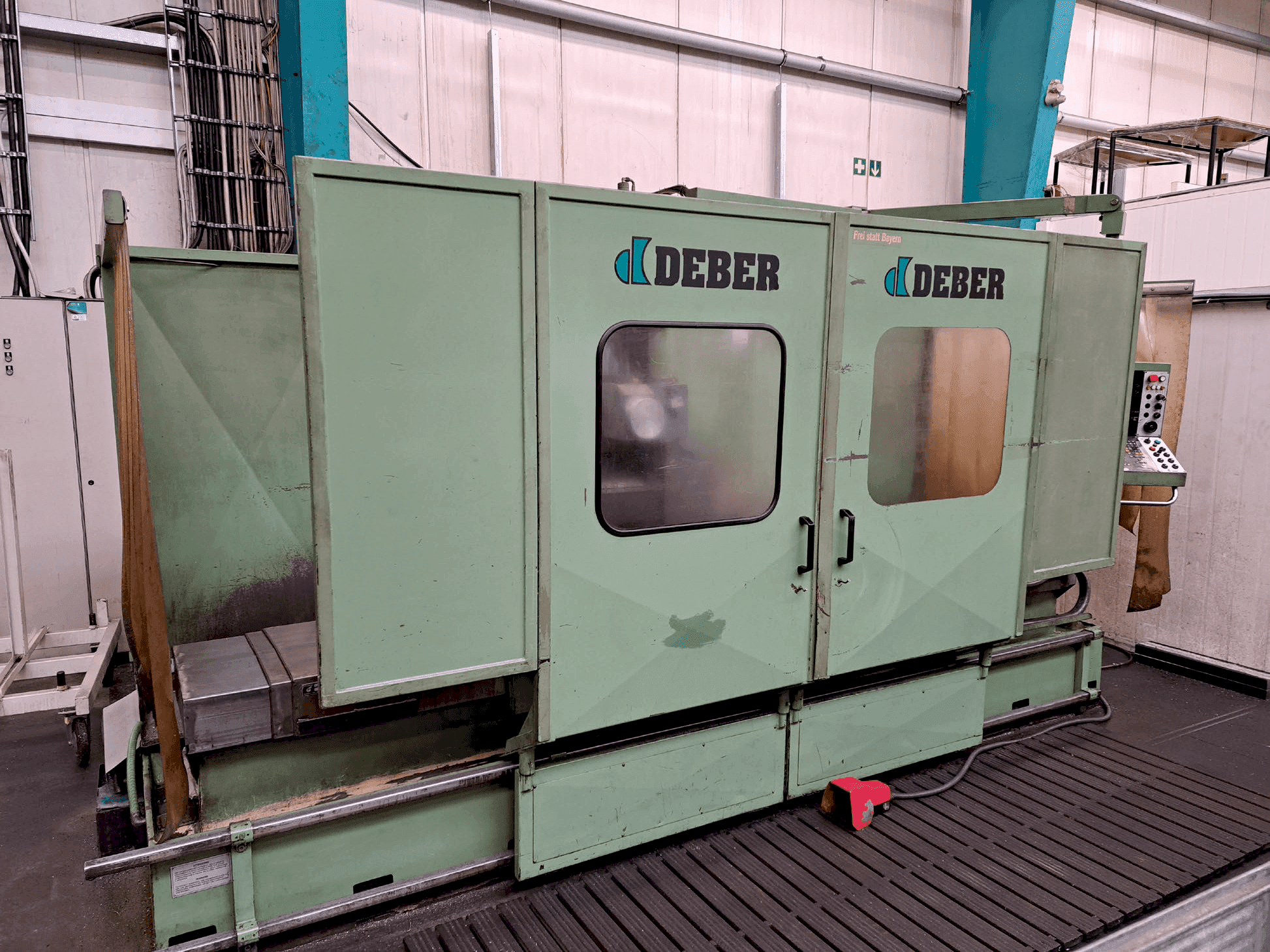 Mašīnas DEBER Dinamyc 2  pretskats