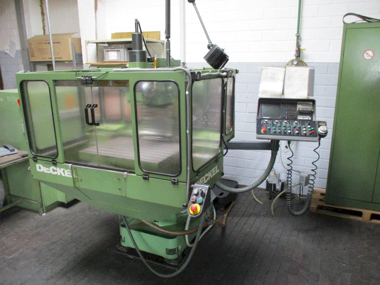Mašīnas DECKEL FP 3NC  pretskats