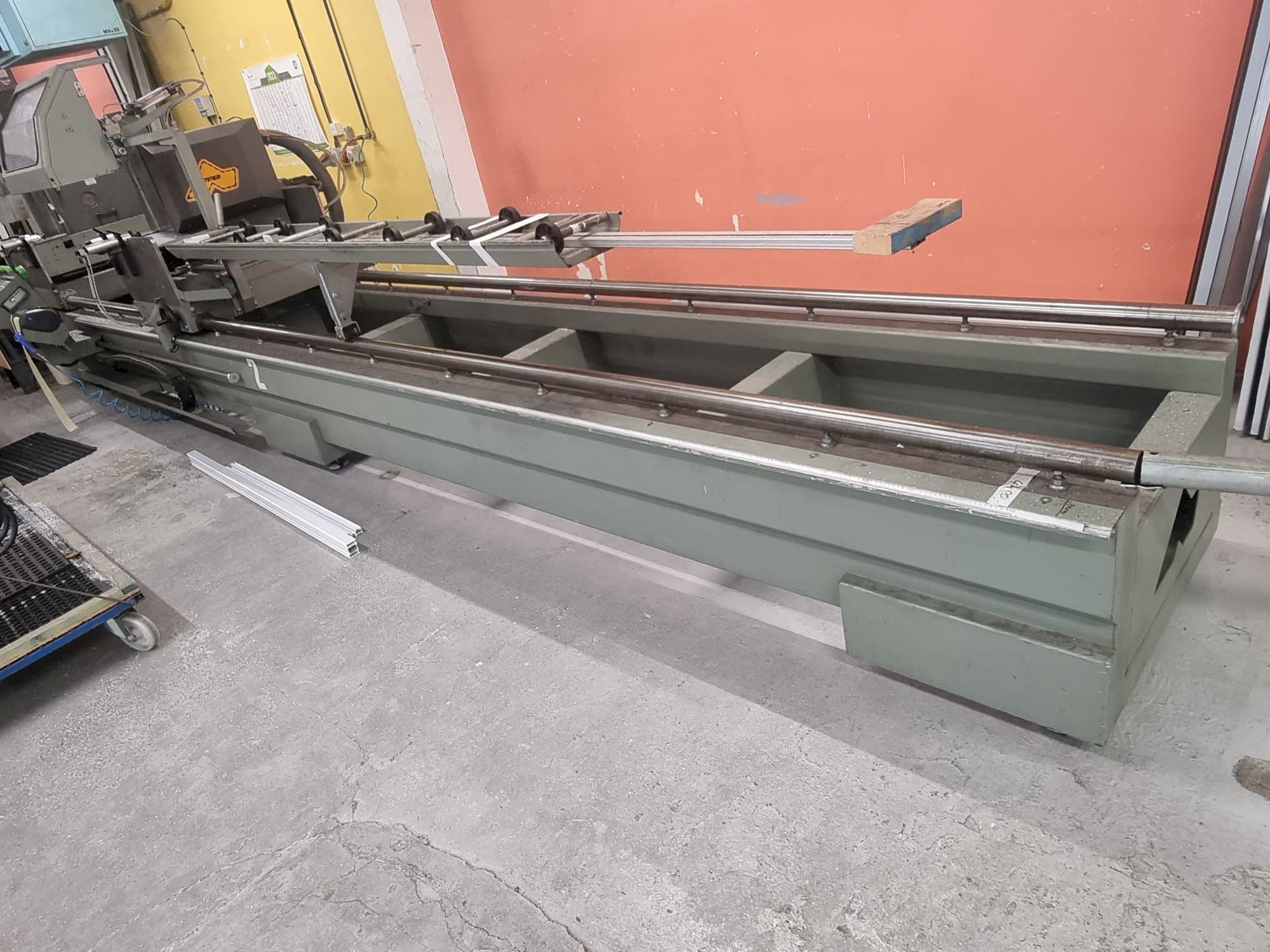 Mašīnas Emmegi TWIN ELECTRA SUN TU/6  pretskats