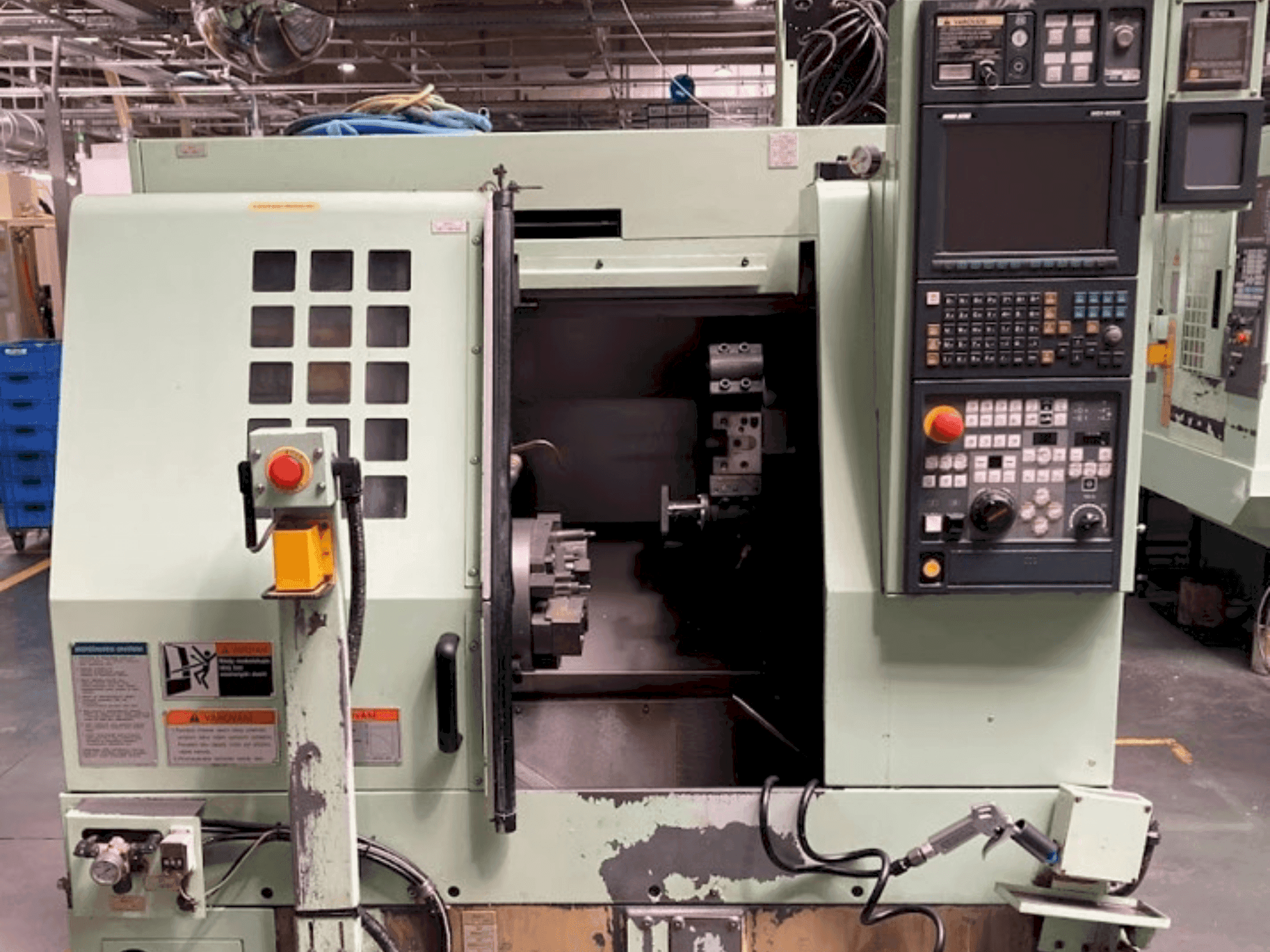 Mašīnas MORI SEIKI CL2000B  pretskats