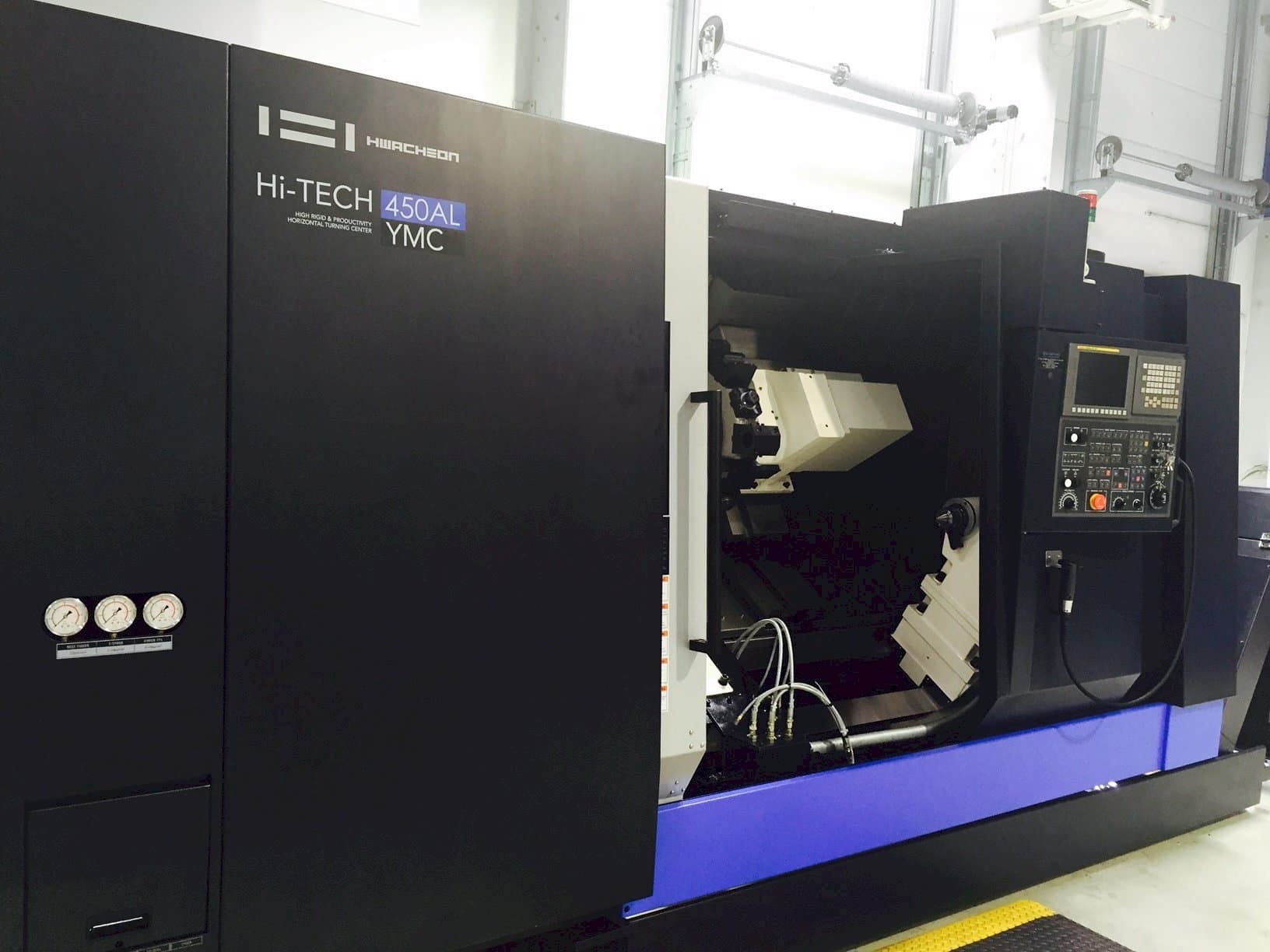 Mašīnas HWACHEON HI-TECH 450AL YMC  pretskats