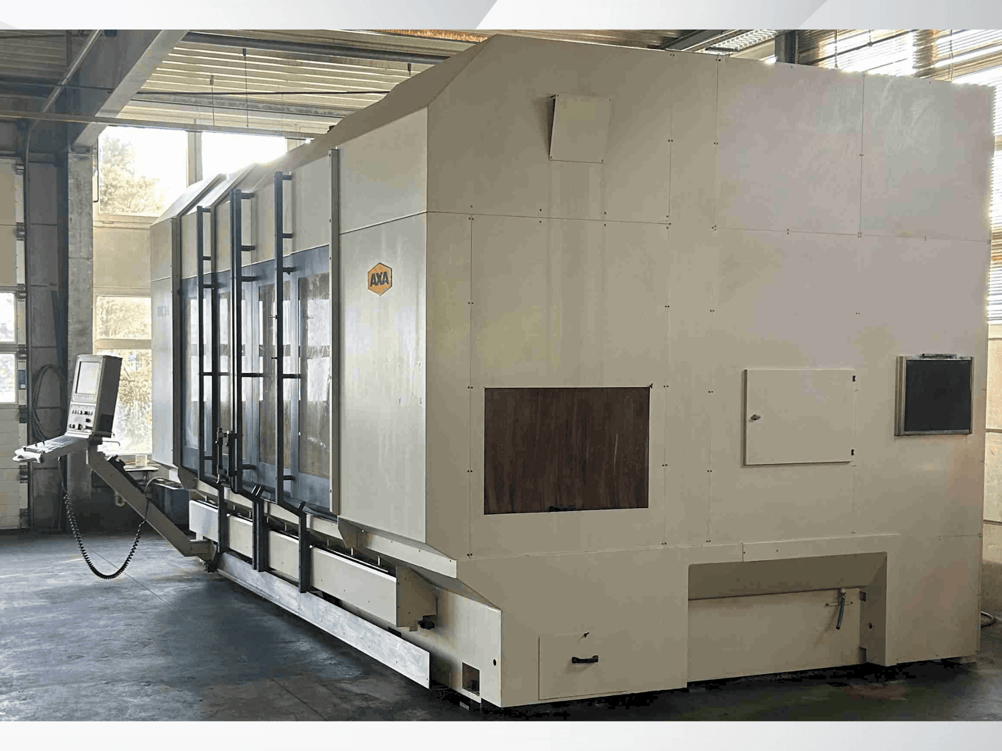 Mašīnas AXA VHC 3-3000 S  pretskats