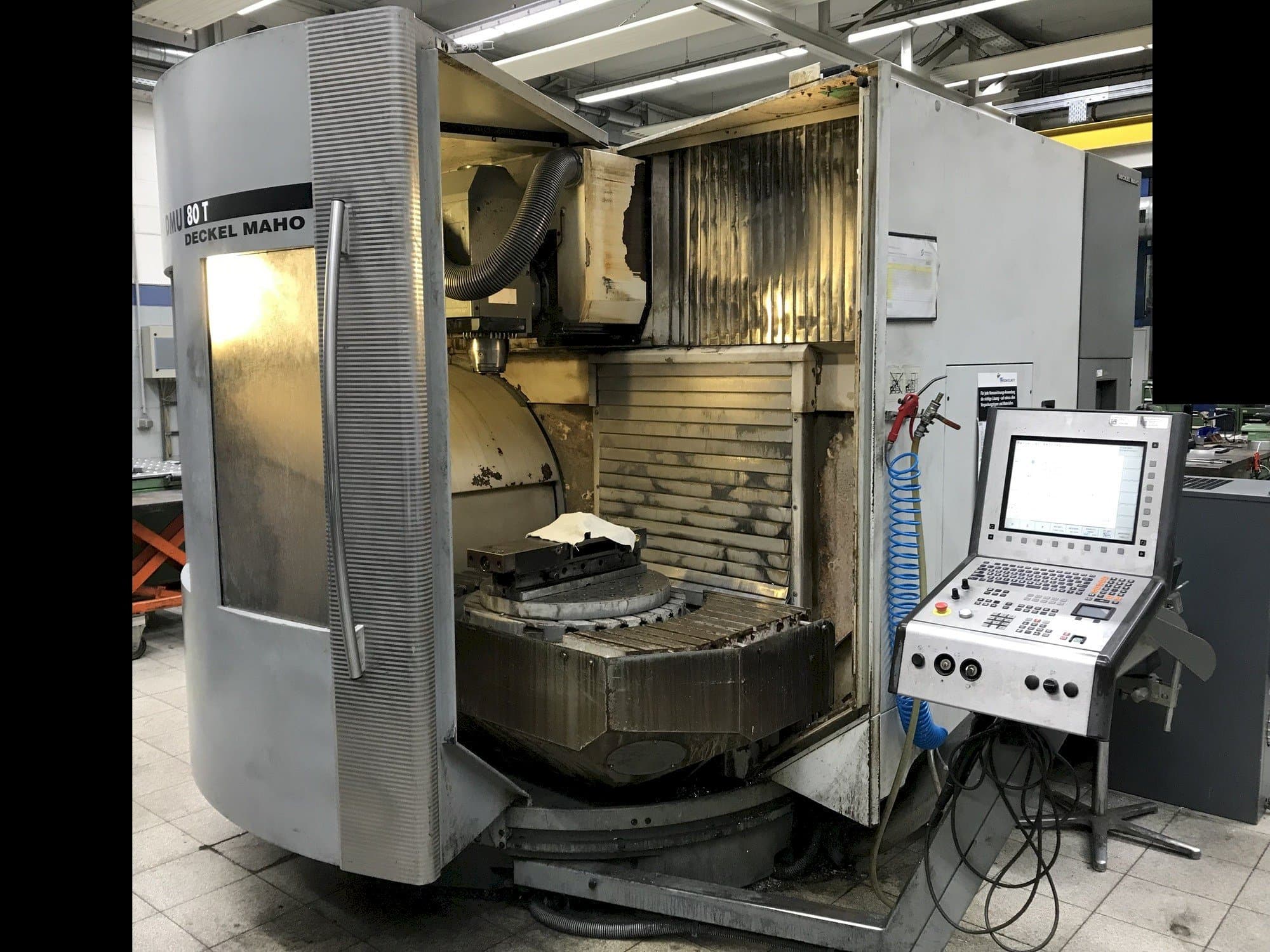 Mašīnas DECKEL MAHO DMU 80 T  pretskats