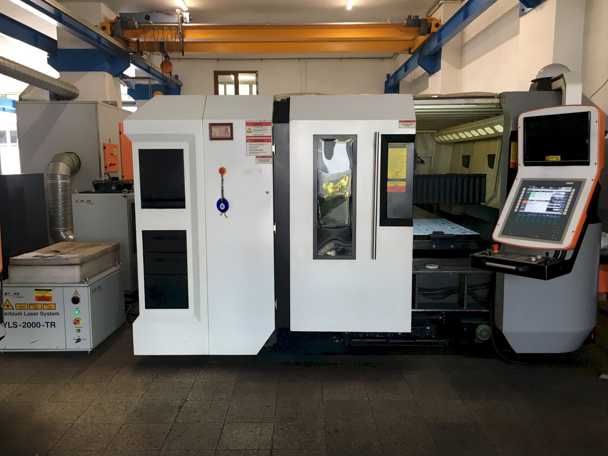 Mašīnas ERMAKSAN FIBERMAK Momentum Gen-3  pretskats