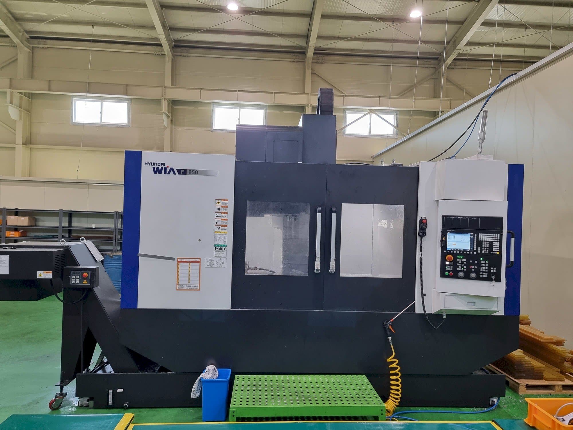 Mašīnas Hyundai Wia F850  pretskats