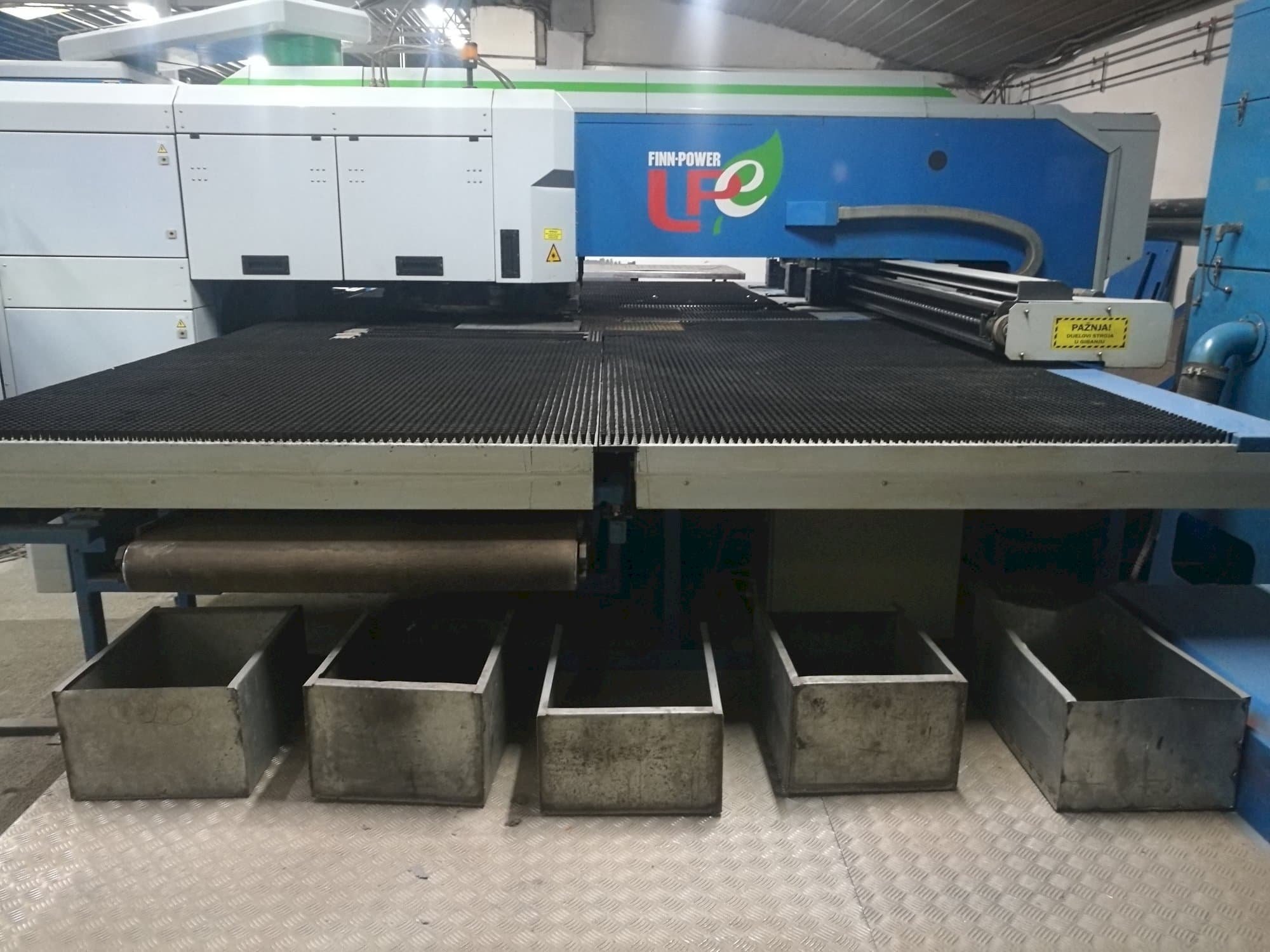 Mašīnas Finn-Power LPE5 SWUH  pretskats