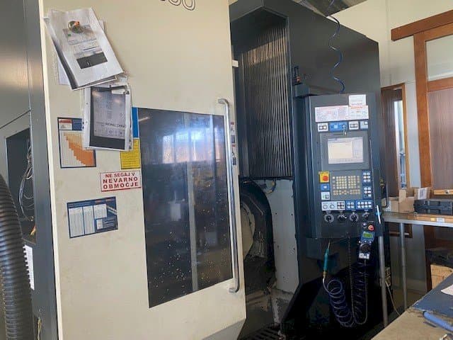 Mašīnas Makino D500  pretskats