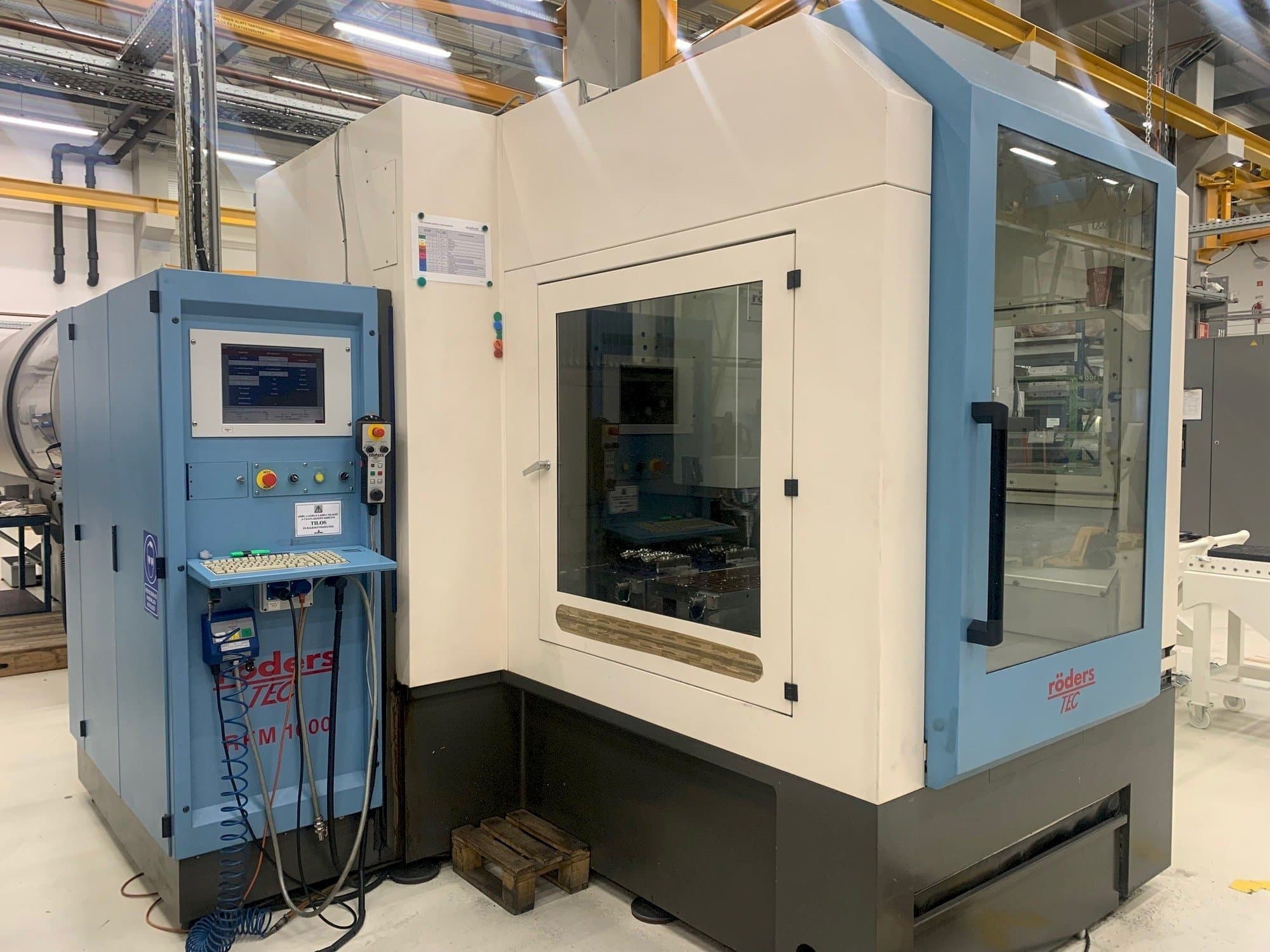 Mašīnas Roders RFM 1000-2  pretskats