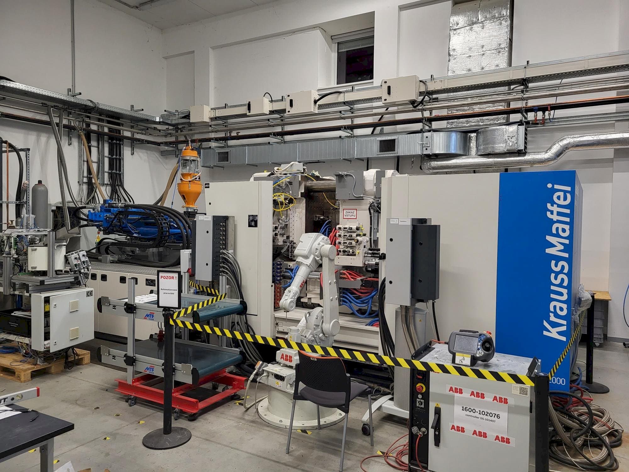 Mašīnas Krauss Maffei GX 451-2000  pretskats