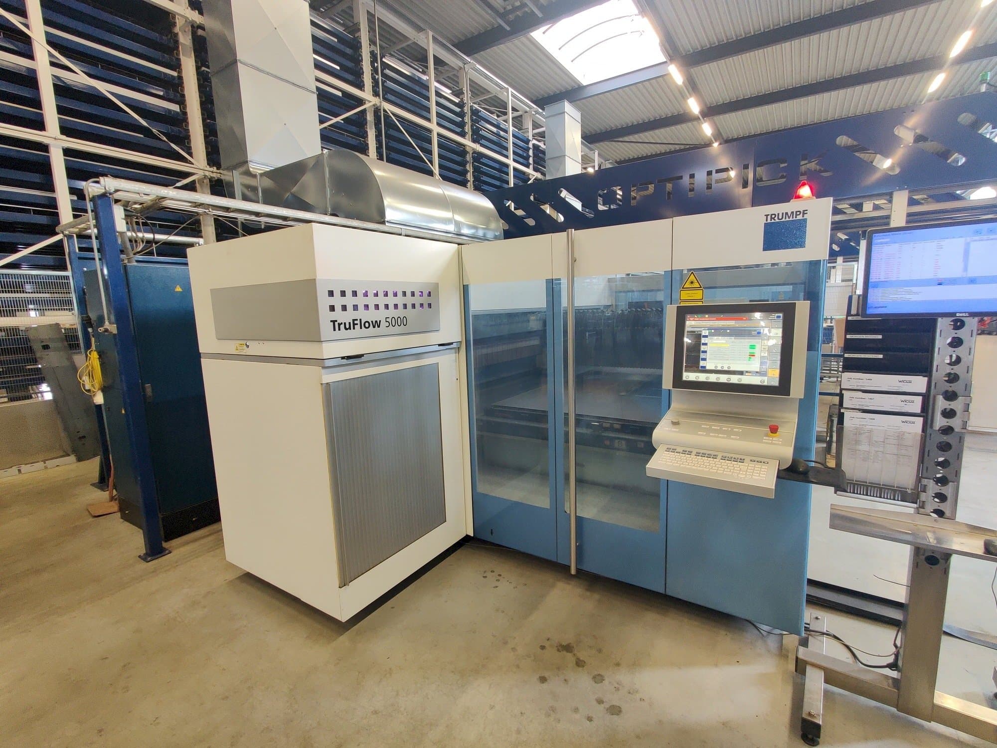 Mašīnas Trumpf TruLaser 3030  pretskats