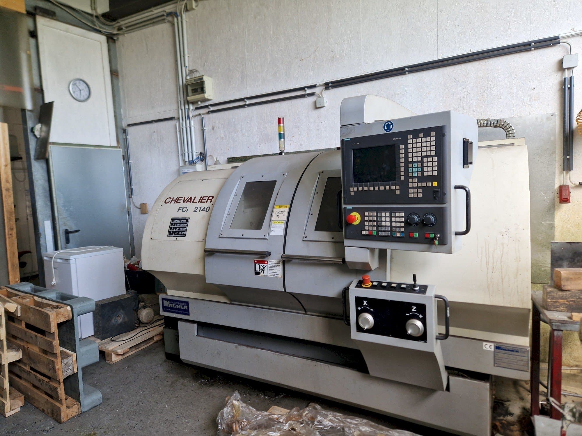 Mašīnas Chevalier FCL 2140 S  pretskats