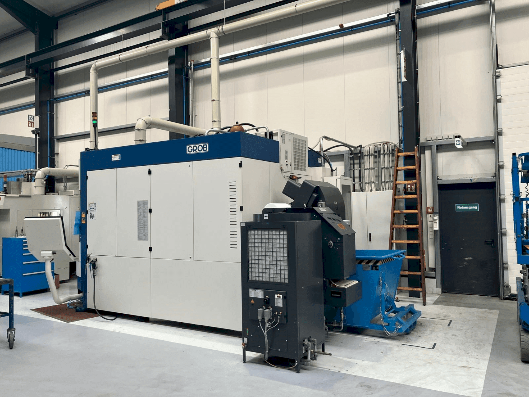 Mašīnas GROB G550a  pretskats