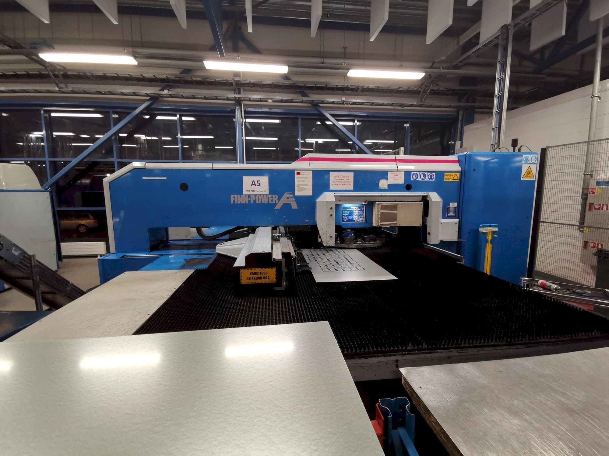 Mašīnas Finn-Power A5-20SB  pretskats