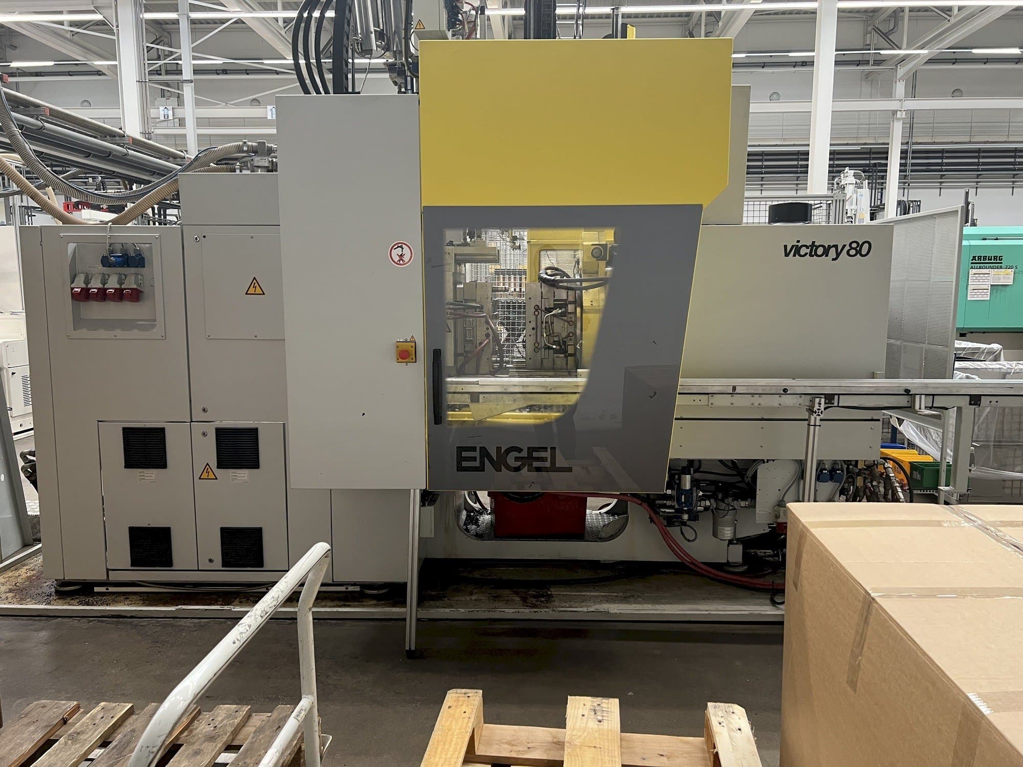 Mašīnas Engel VC 330H/80V/80CO  pretskats