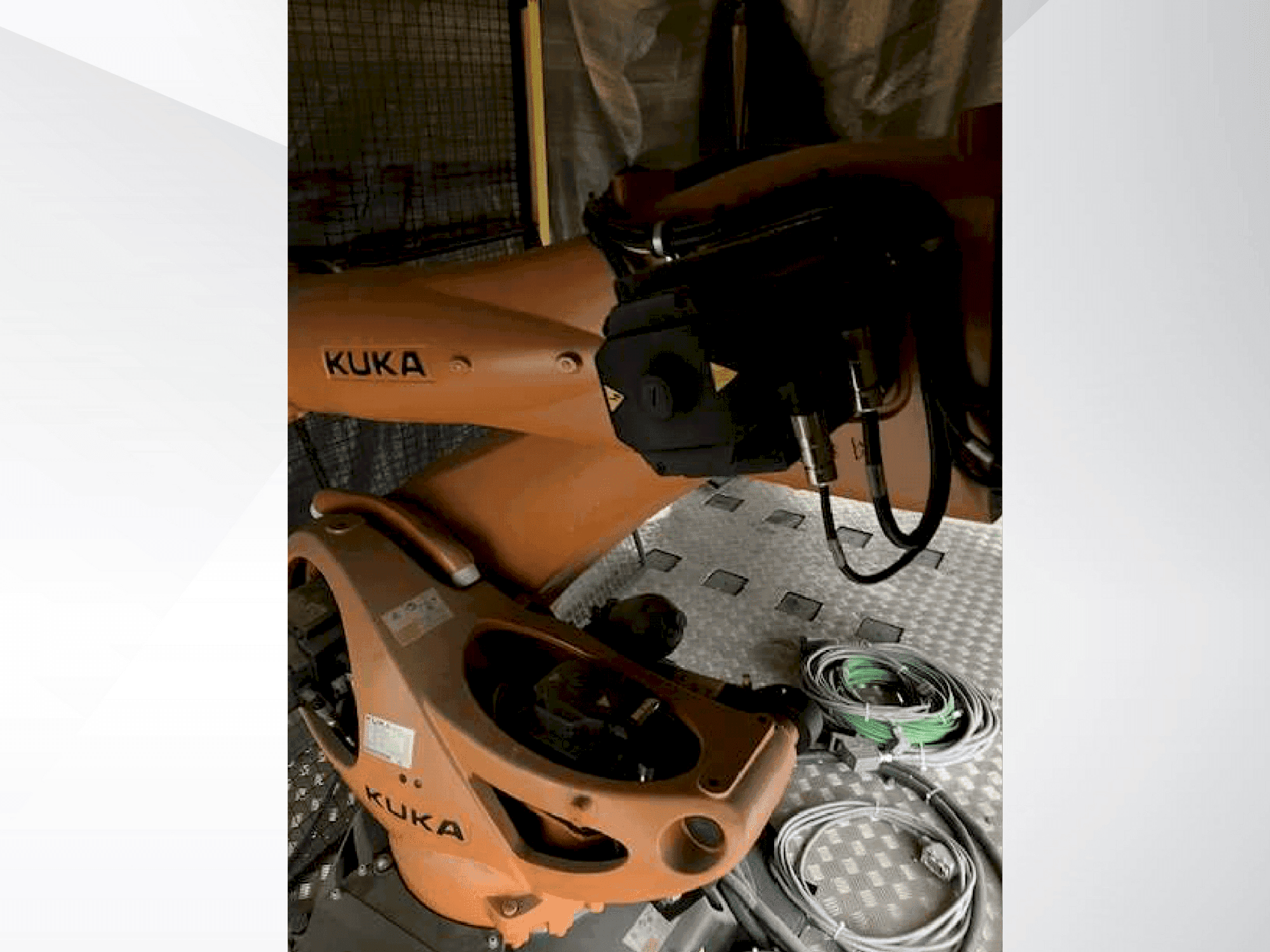 Mašīnas KUKA KR 210 R2700 extra (2018)  pretskats