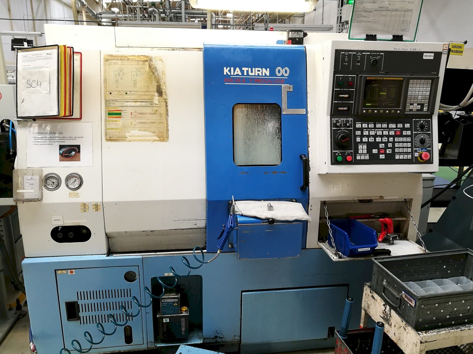 Mašīnas Kia Super Kia Turn 200  pretskats