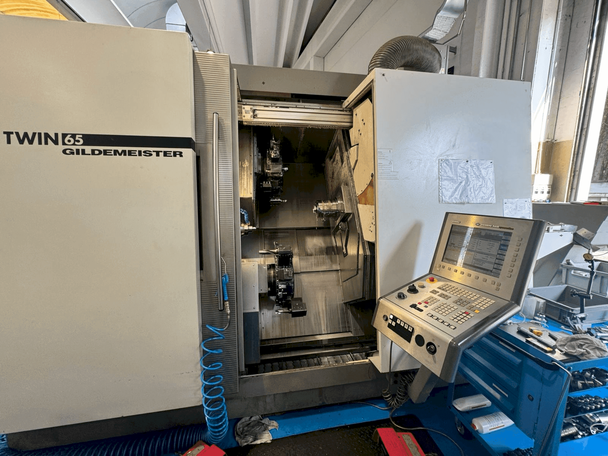 Mašīnas Gildemeister Twin 65  pretskats
