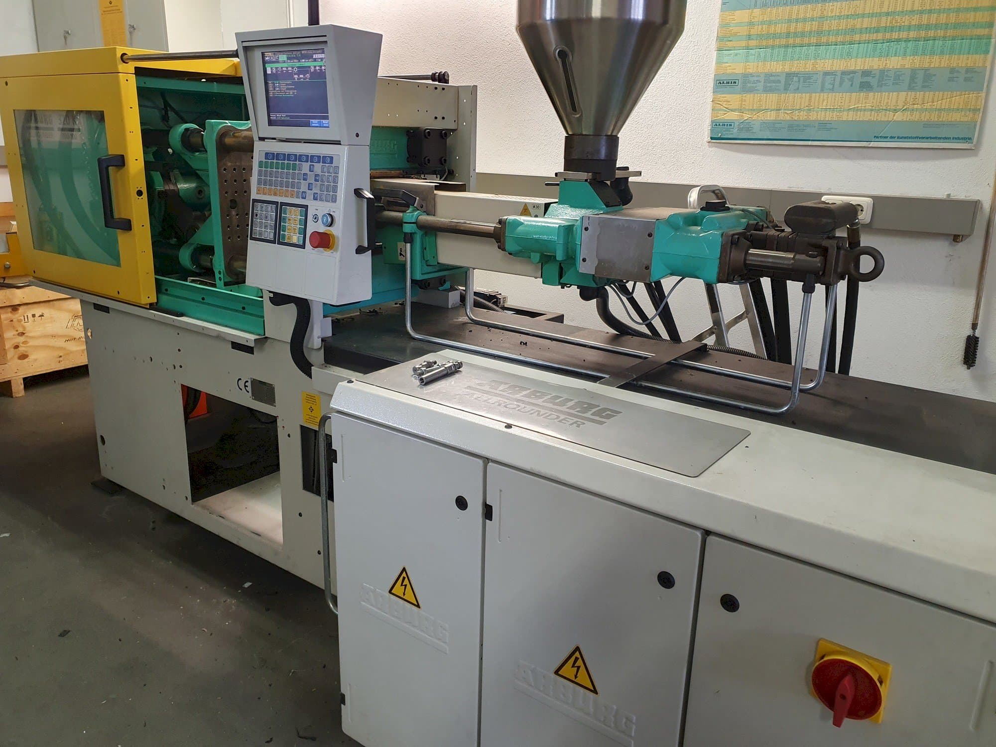 Mašīnas Arburg Allrounder 320 KS 700-100  pretskats