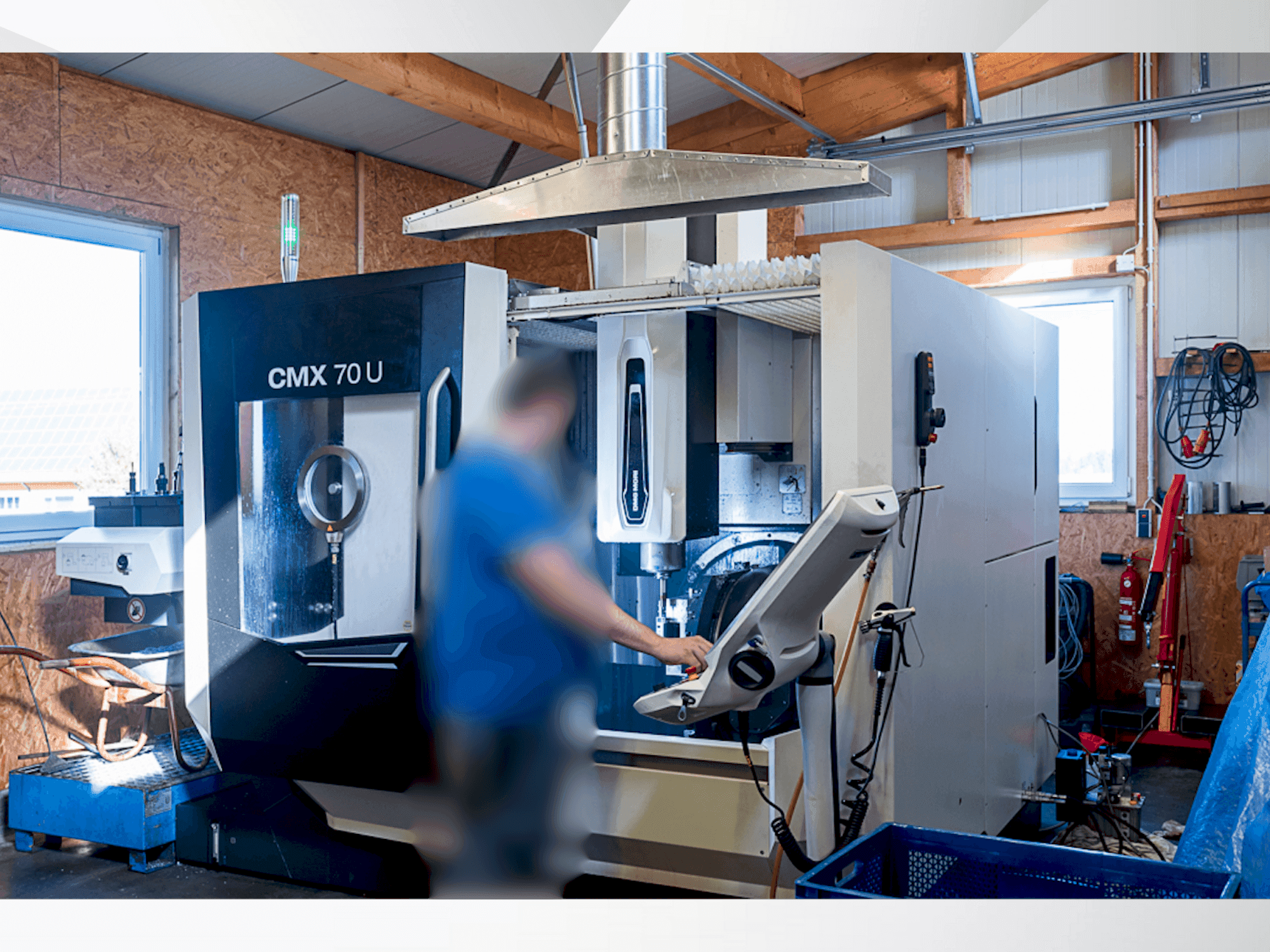 Mašīnas DMG MORI CMX 70 U  pretskats