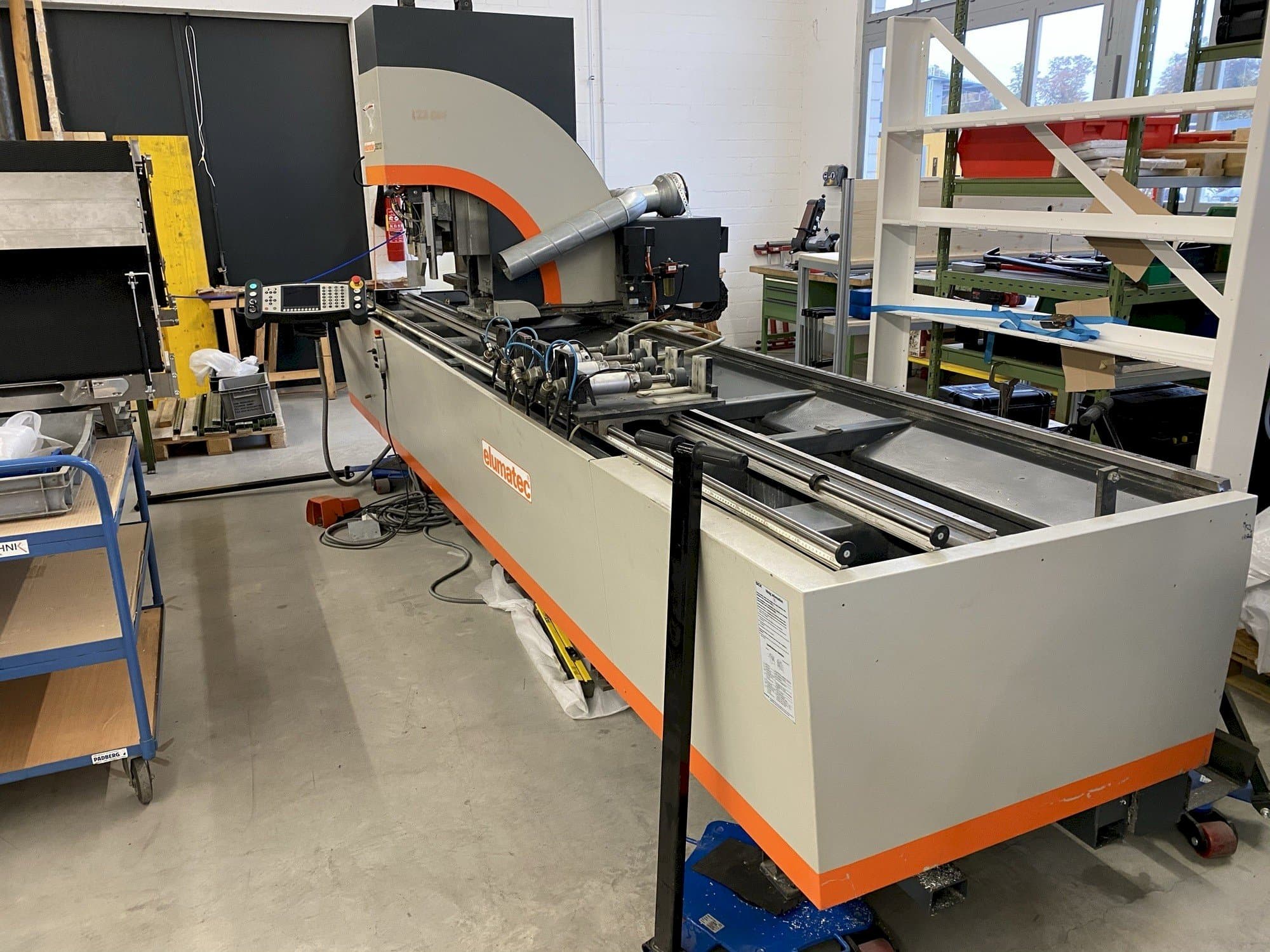 Mašīnas Elumatec SBZ 122/3  pretskats