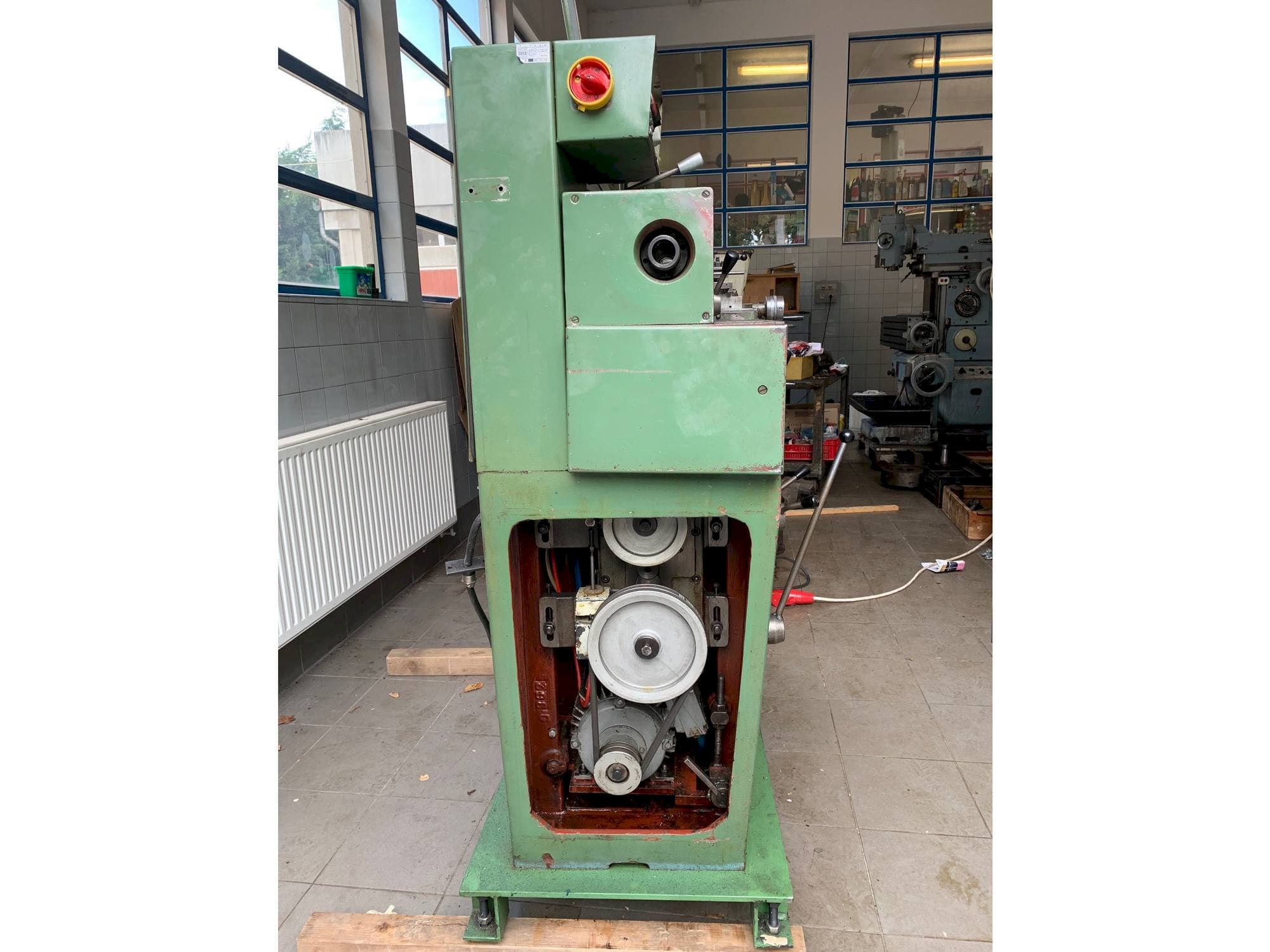 Mašīnas TOS Sm 16-A  pretskats