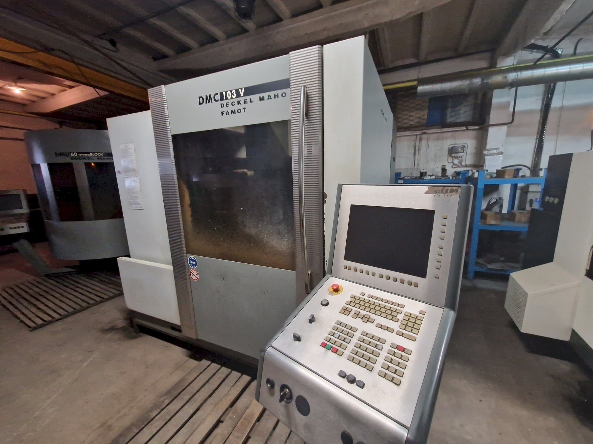 Mašīnas DMG DMC 103V  pretskats