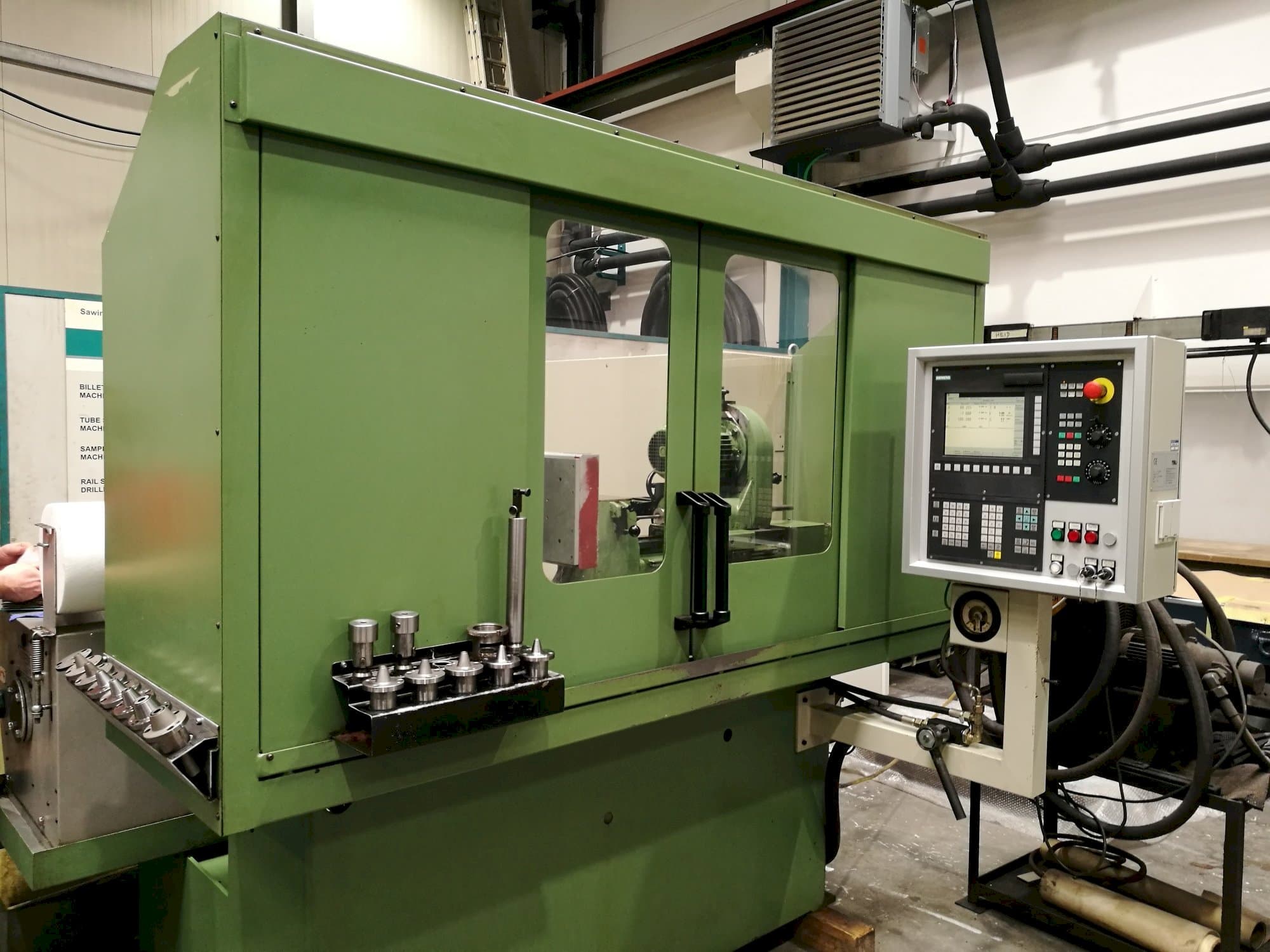 Mašīnas TTB M10 400 NC  pretskats