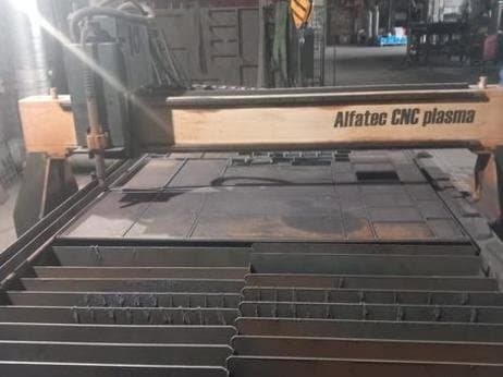 Mašīnas ALFATEC CNC 1,5x3M PROFI  pretskats