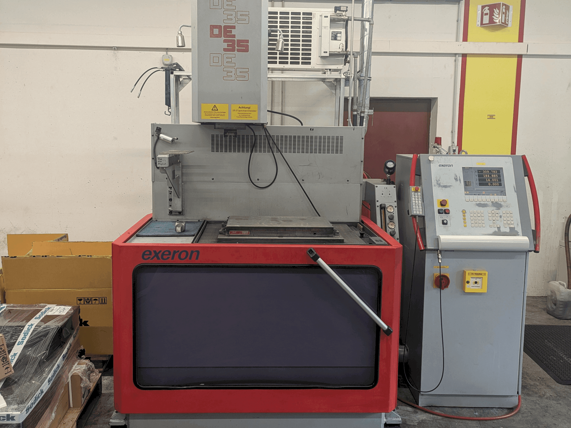 Mašīnas Exeron DE 35 CE  pretskats