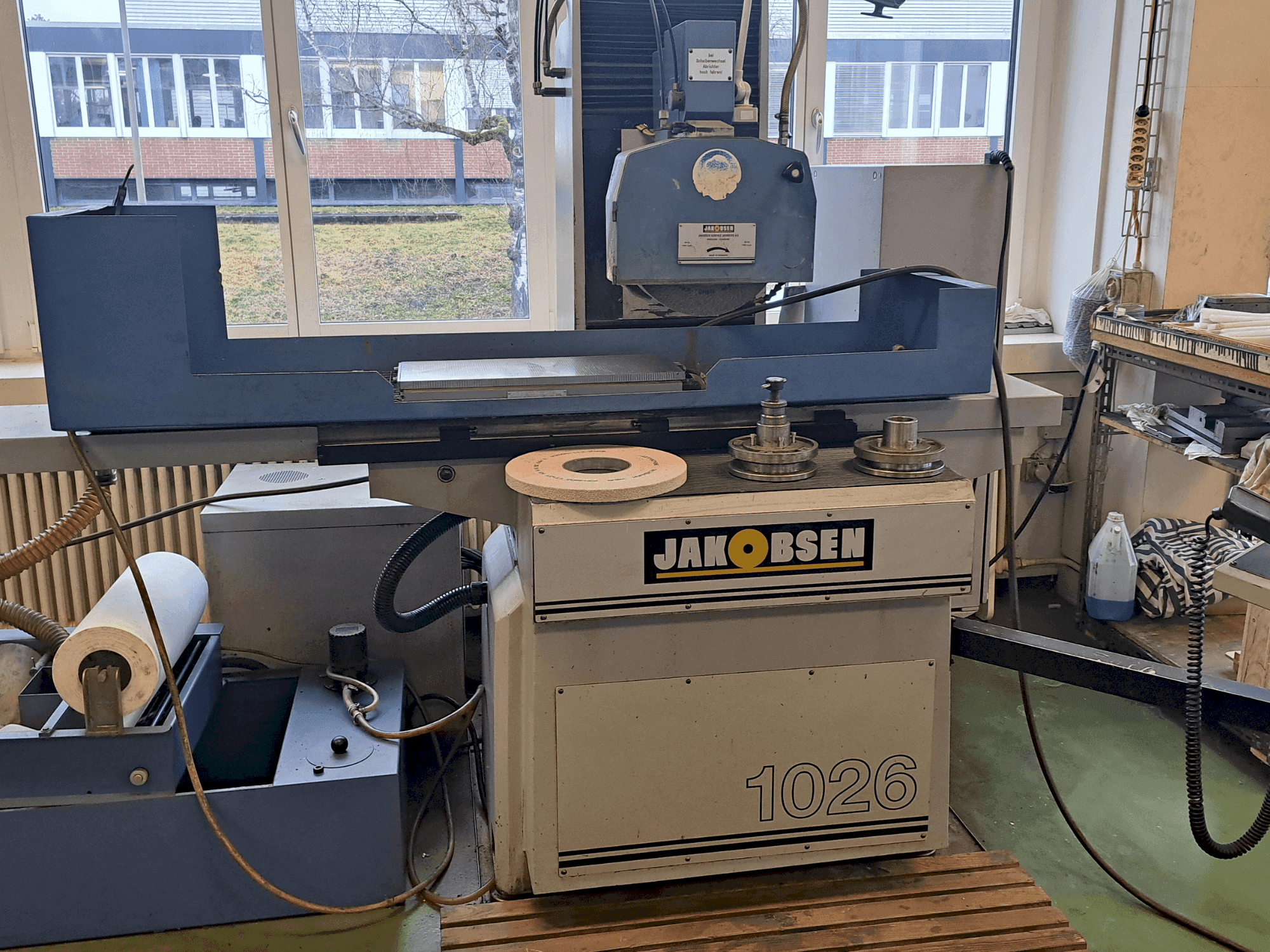 Mašīnas JAKOBSEN AC-1026  pretskats