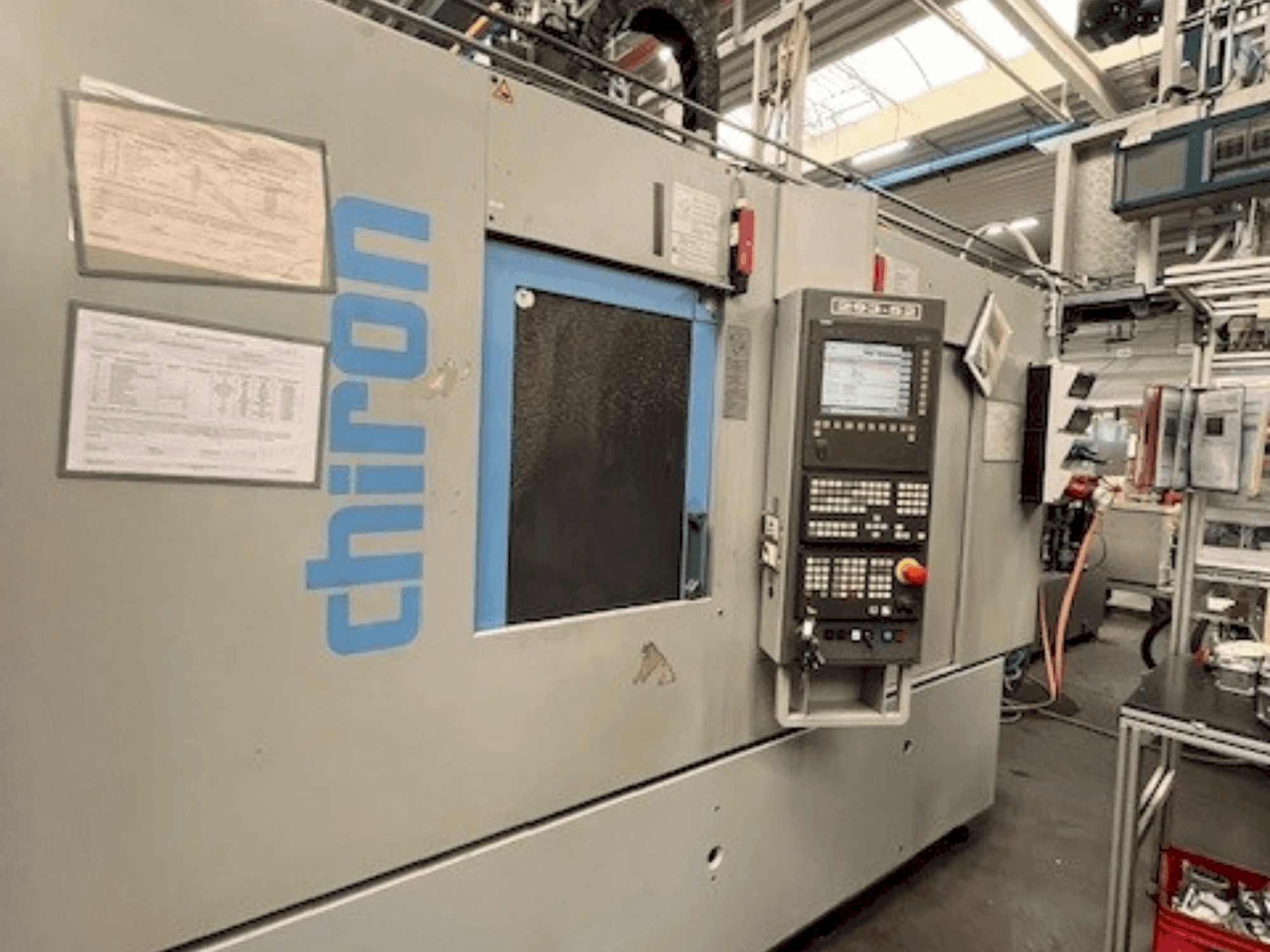 Mašīnas CHIRON DZ15KWM HS  pretskats