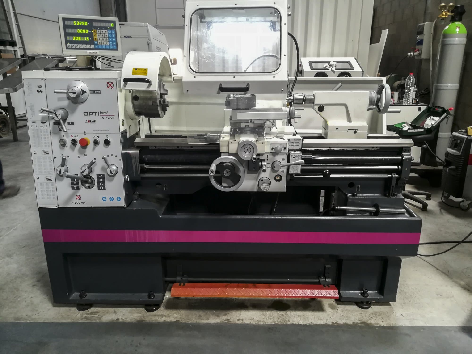 Mašīnas Optimum TU 4210V  pretskats