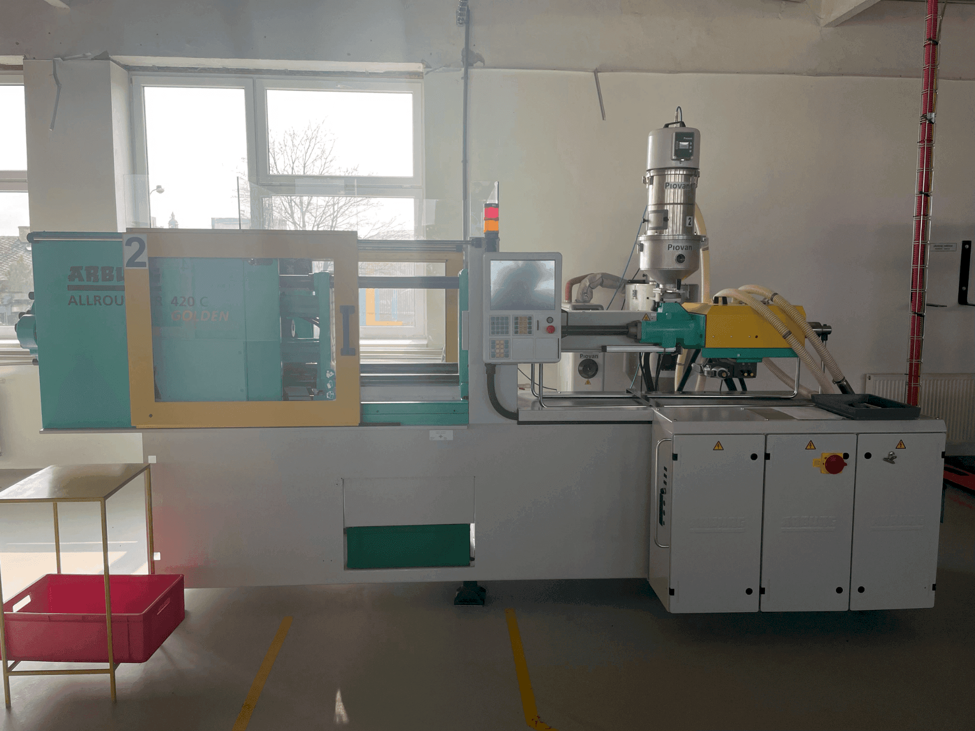 Mašīnas Arburg Allrounder 420C 1000-290 pretskats